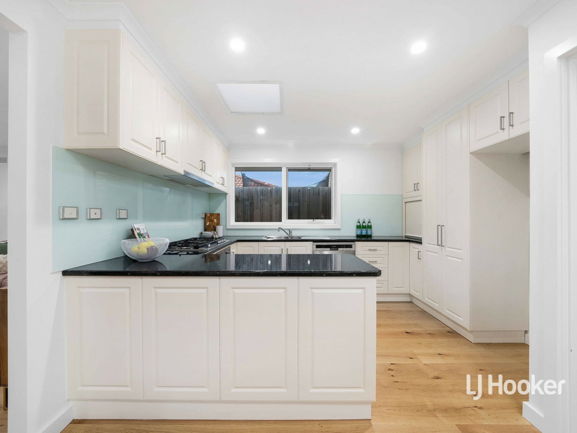 52 High Street South, ALTONA MEADOWS