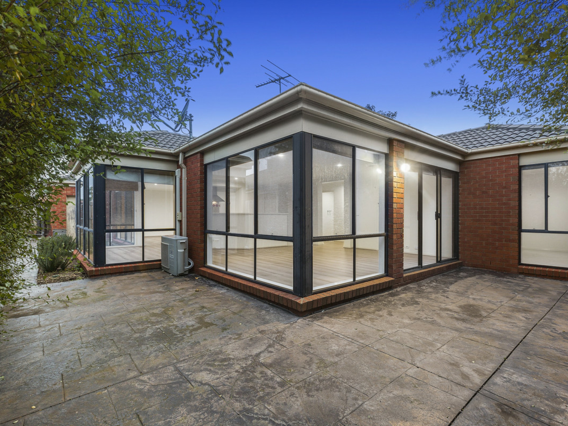 1 Dorrington Street, POINT COOK
