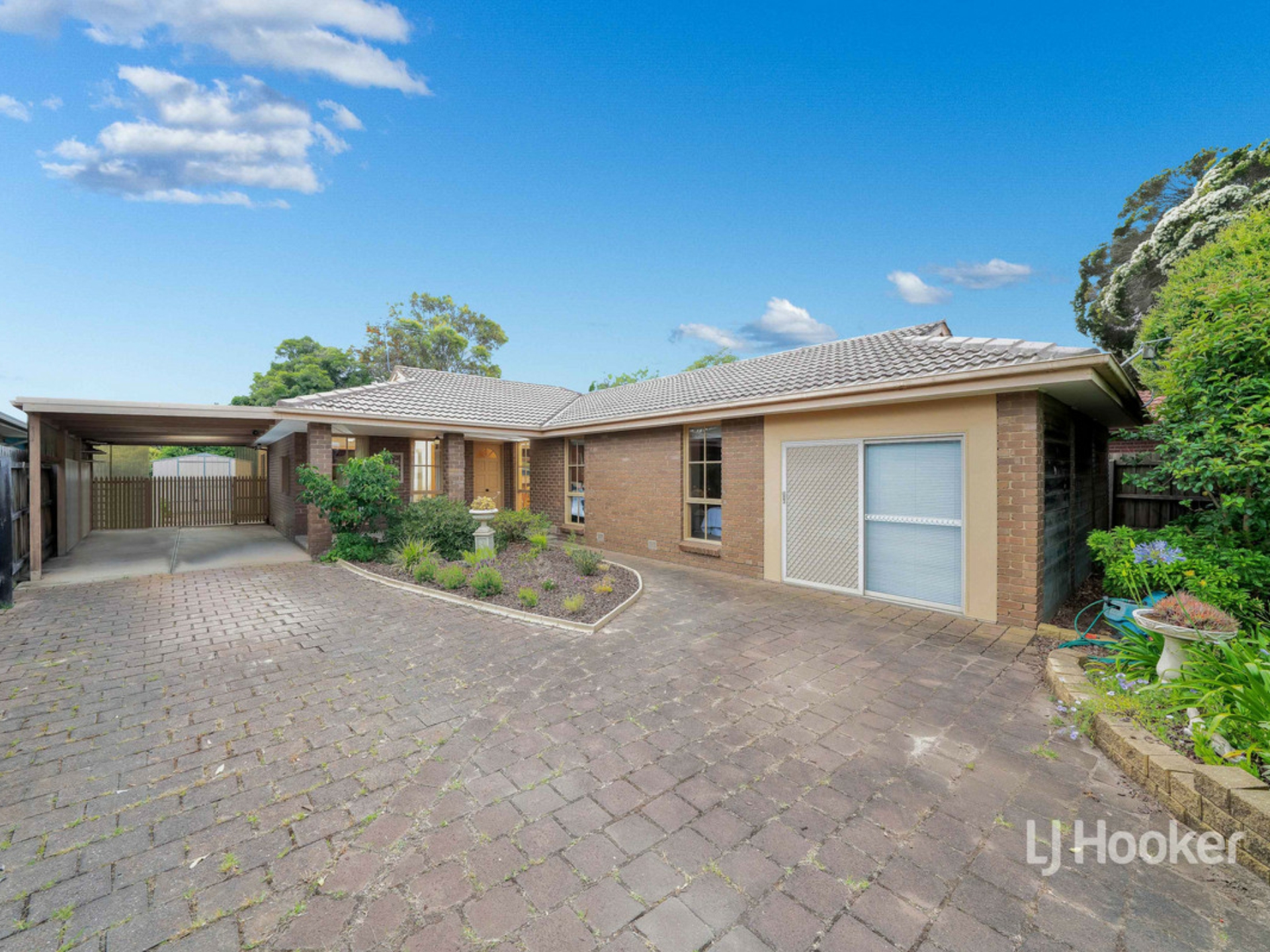 31 Durham Crescent, HOPPERS CROSSING