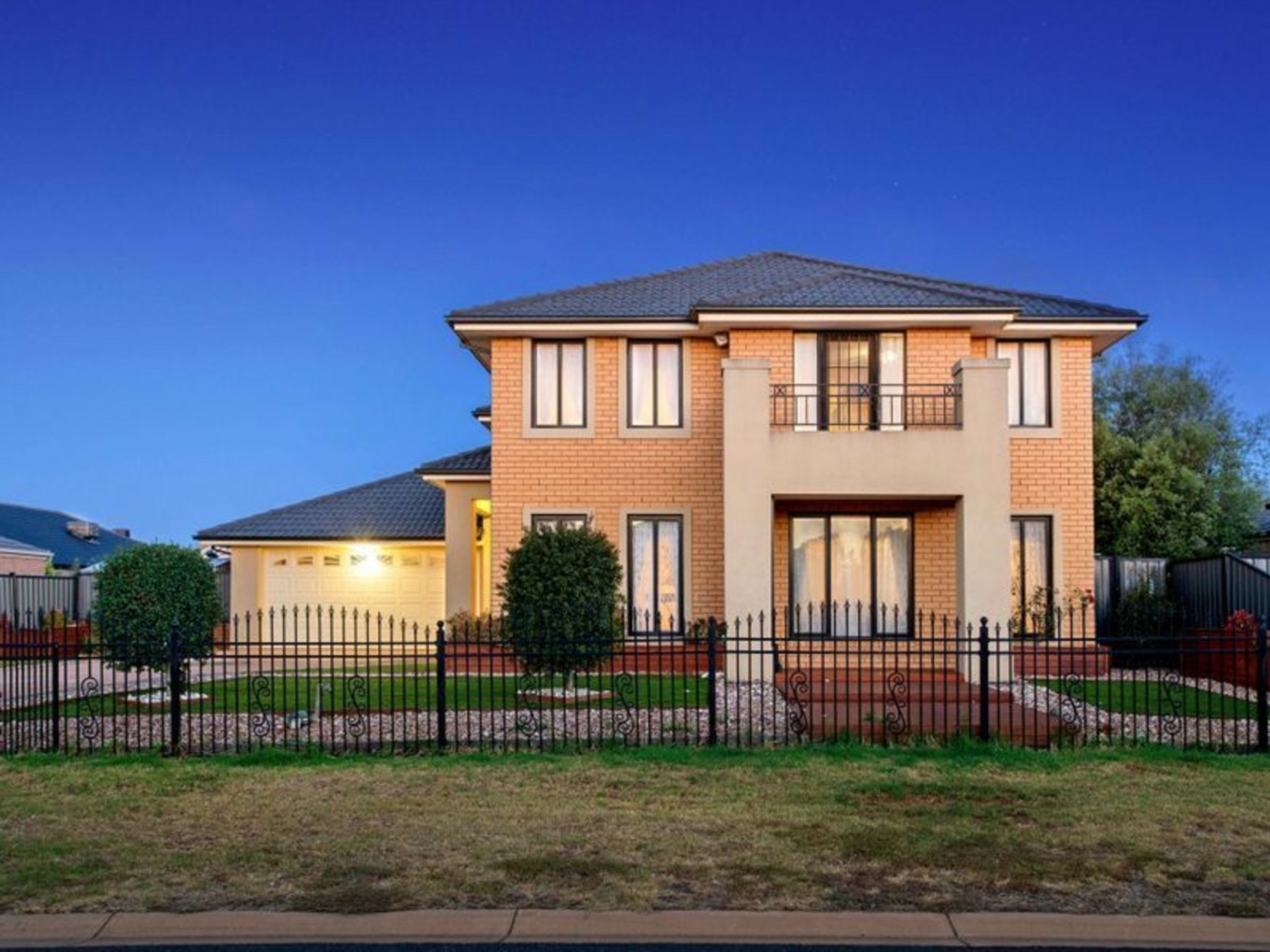 19 May Gibbs Circle, POINT COOK