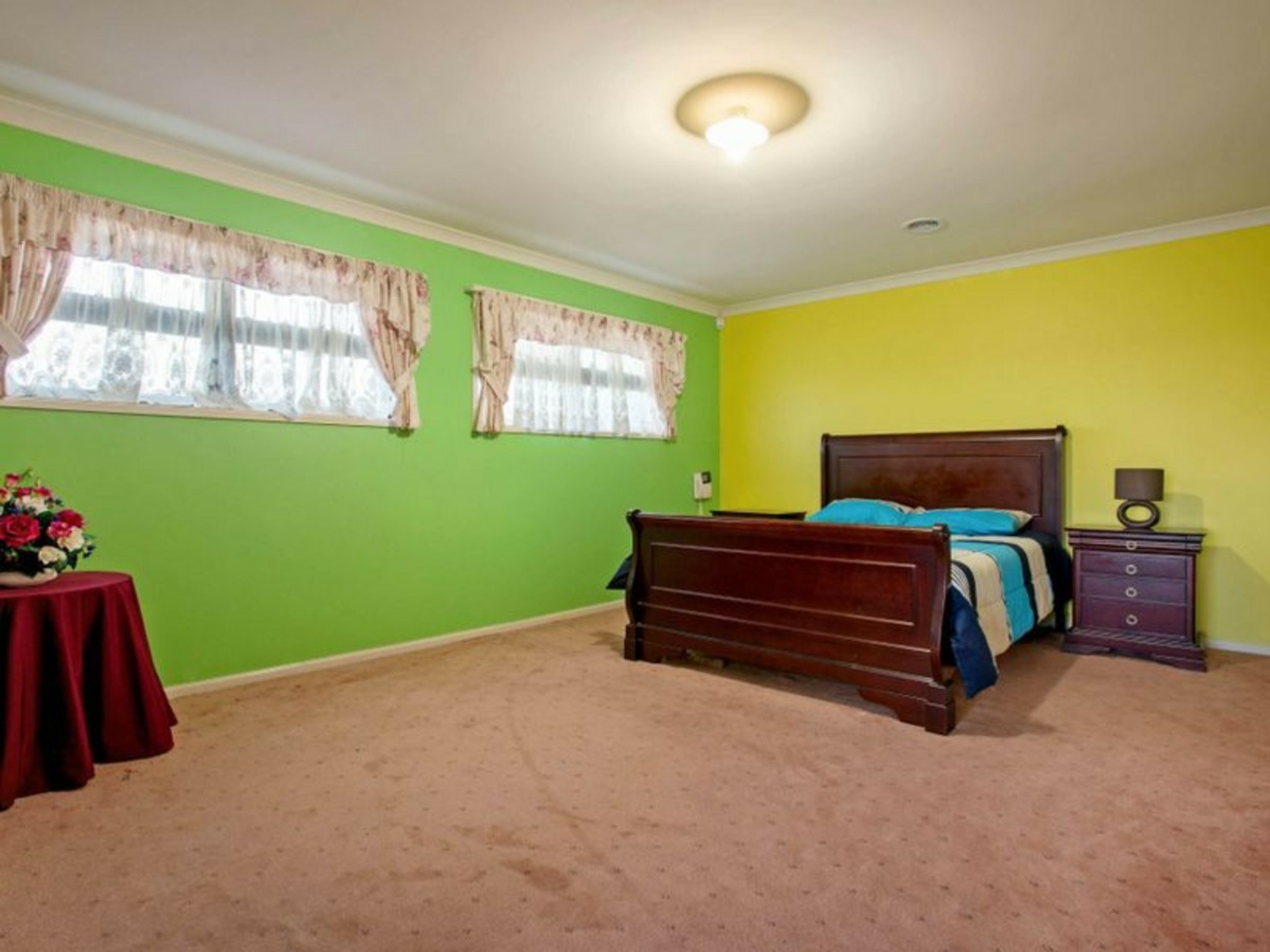19 May Gibbs Circle, POINT COOK