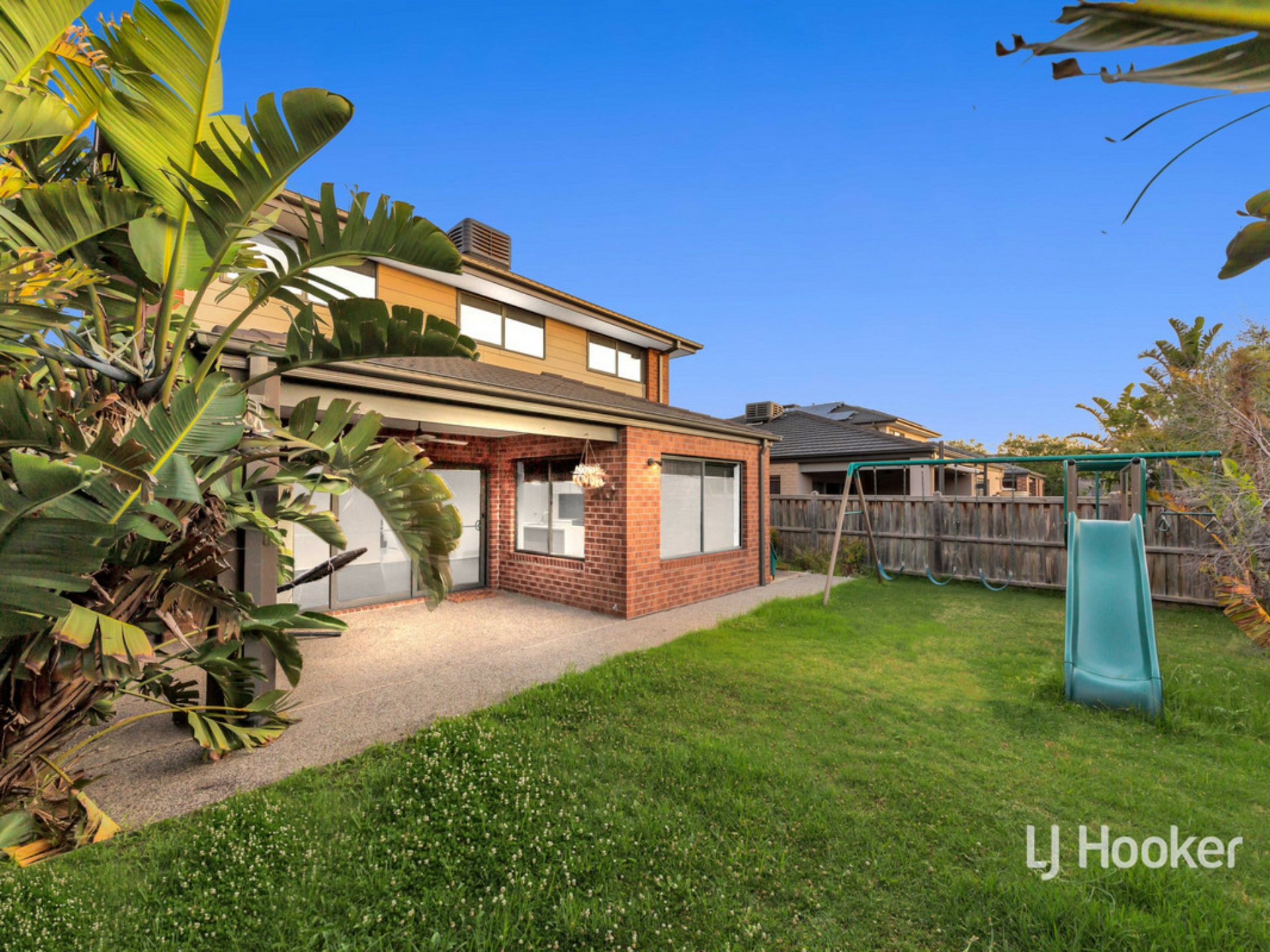 43 Stoneyfell Road, POINT COOK