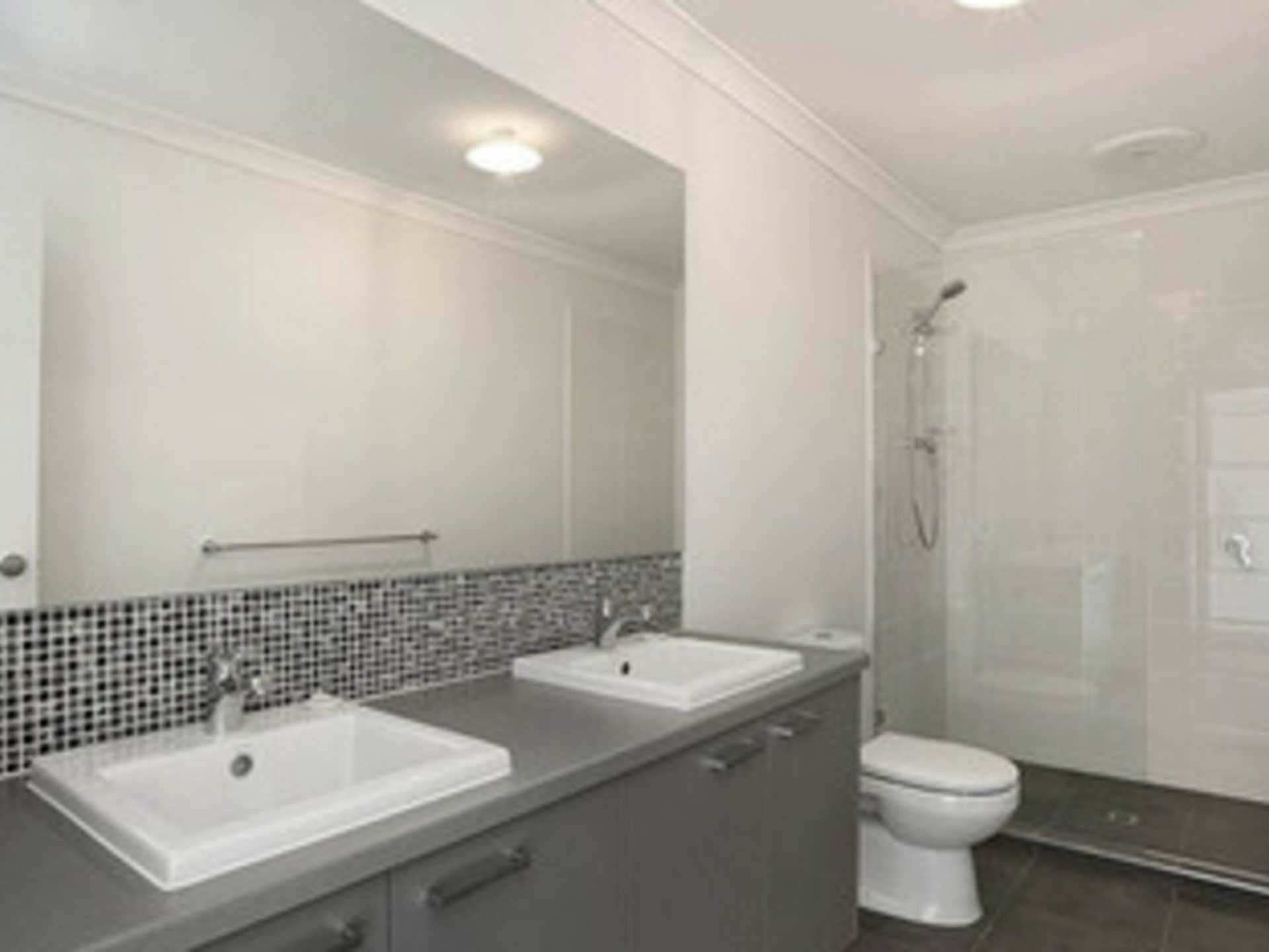 6 Sullivan Walk, POINT COOK