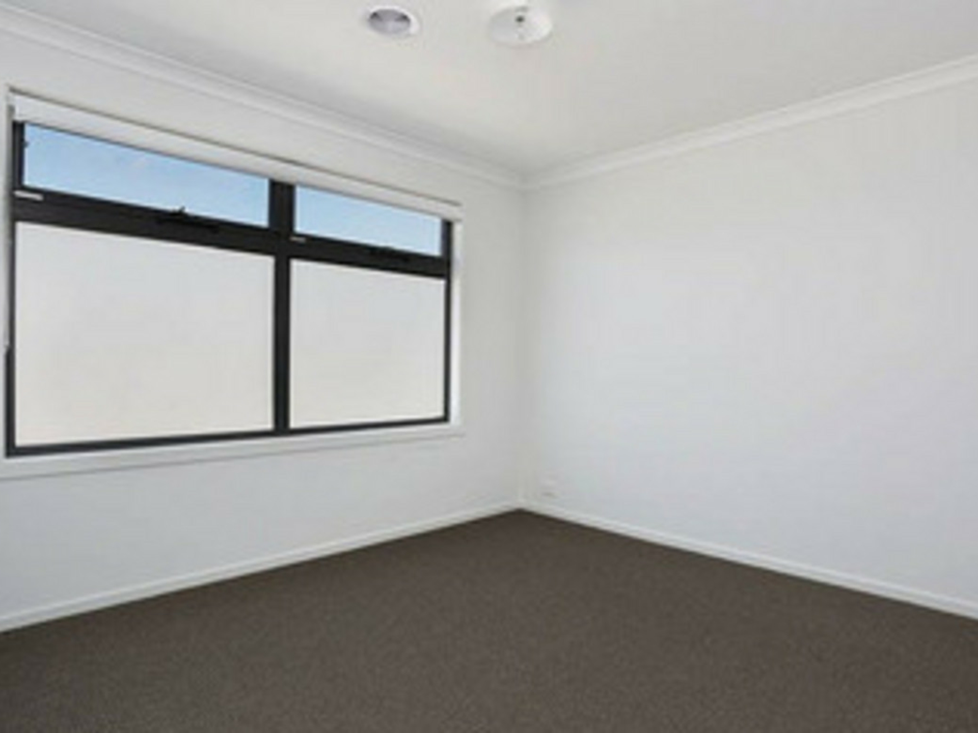 6 Sullivan Walk, POINT COOK