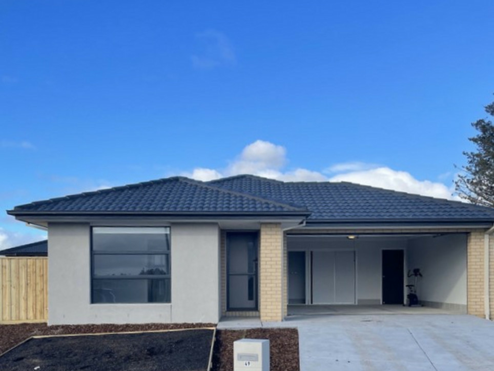 49 Edmund Drive, BONSHAW