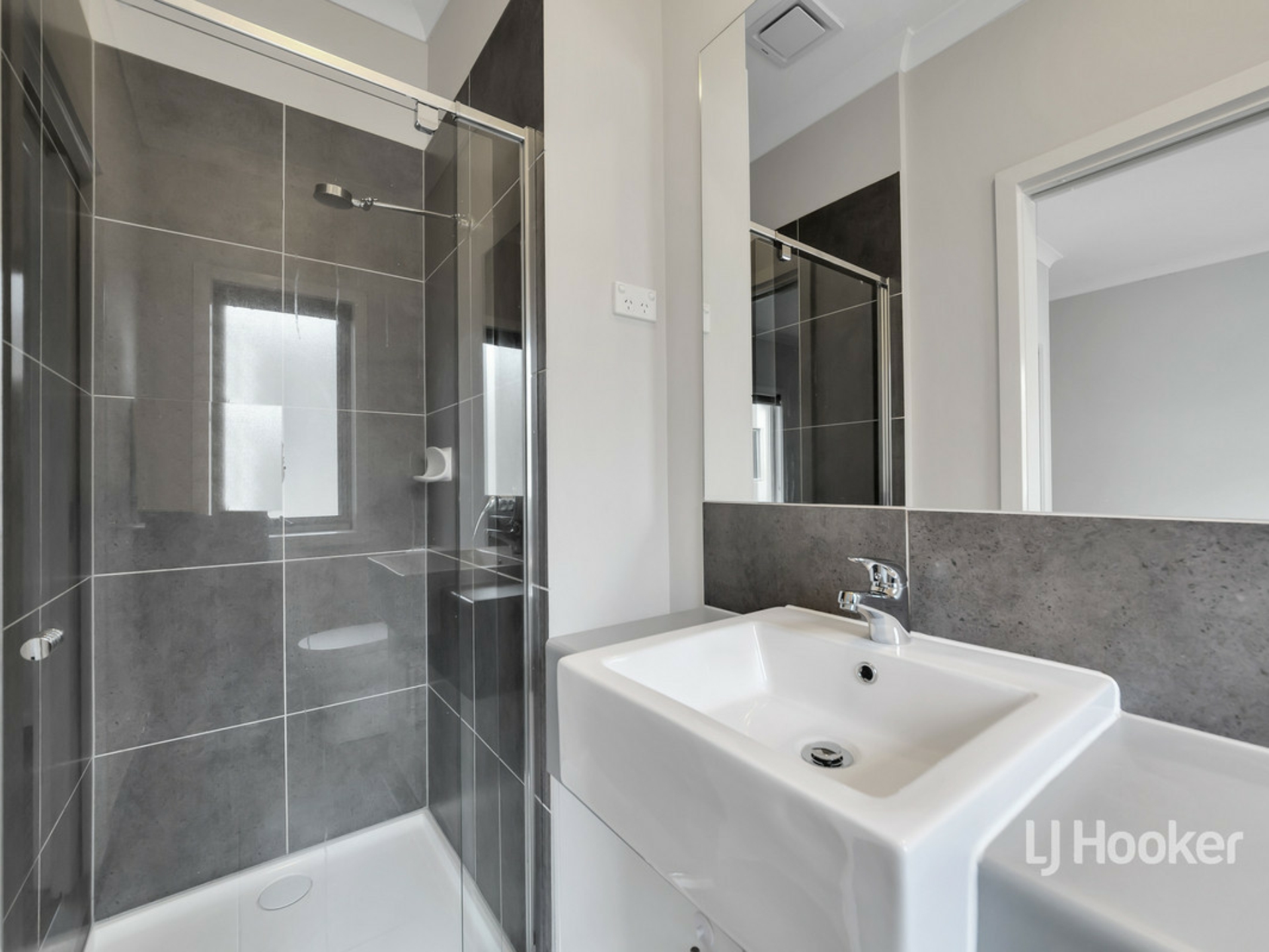 21/64 Escapade Boulevard, CRAIGIEBURN