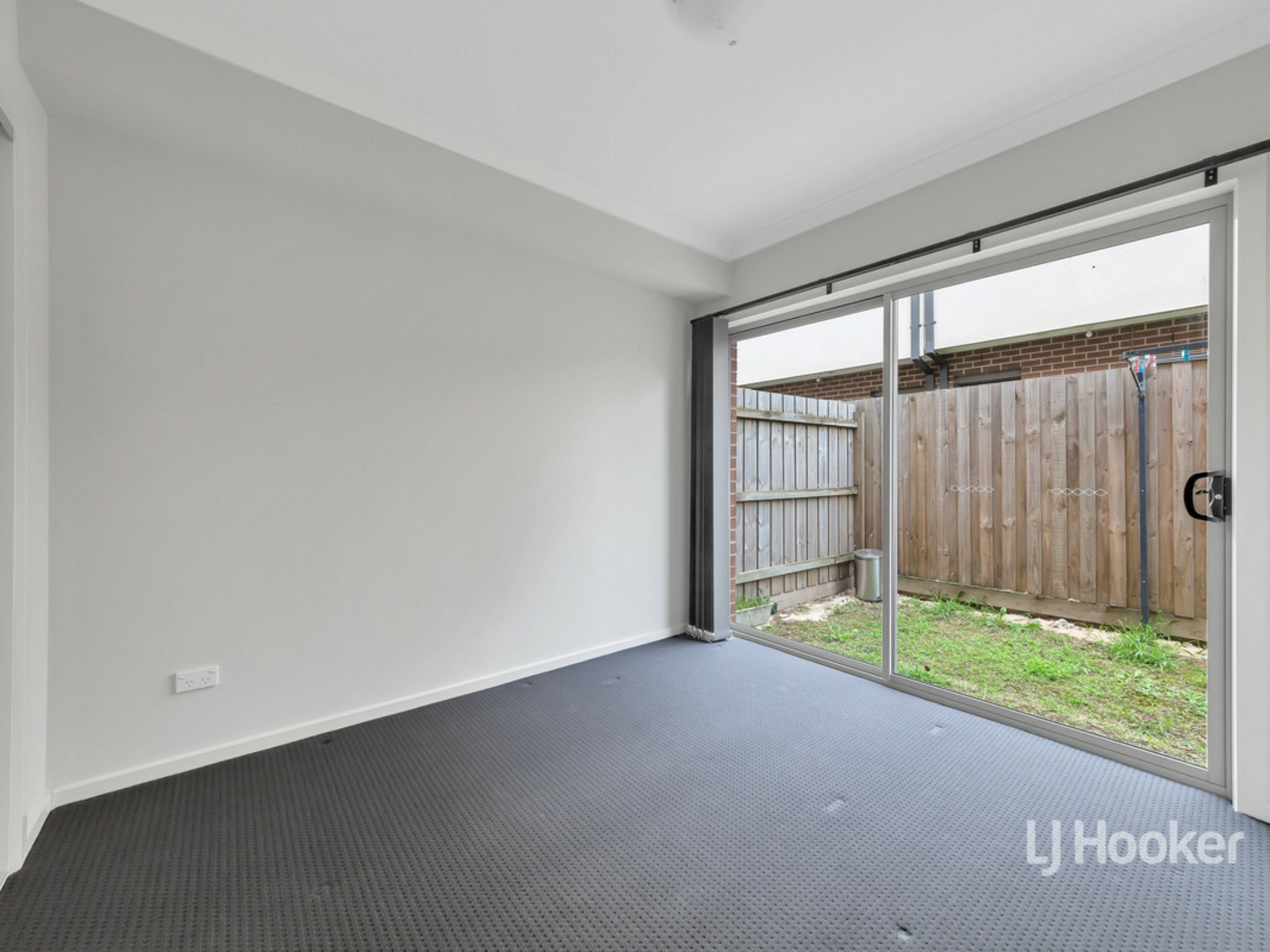 21/64 Escapade Boulevard, CRAIGIEBURN