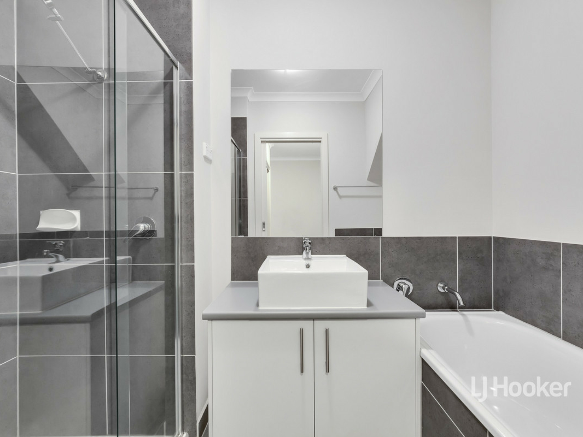 21/64 Escapade Boulevard, CRAIGIEBURN