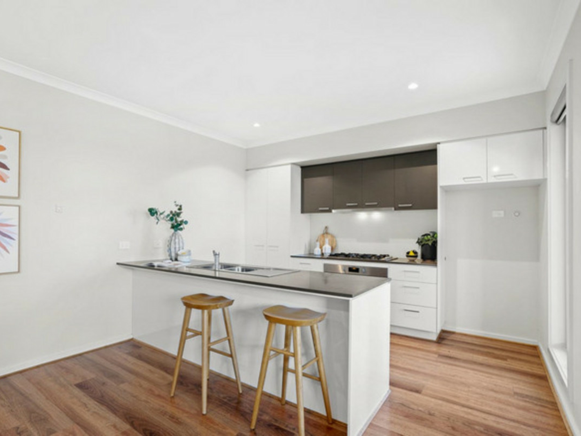 48 Greg Norman Drive, SANCTUARY LAKES