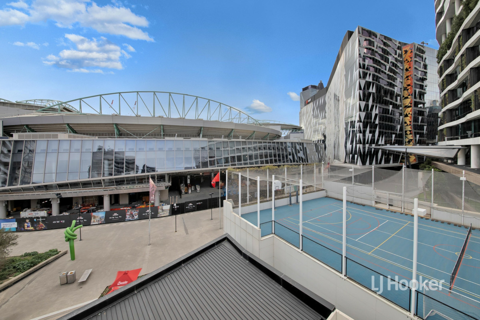 813/750 Bourke Street, DOCKLANDS
