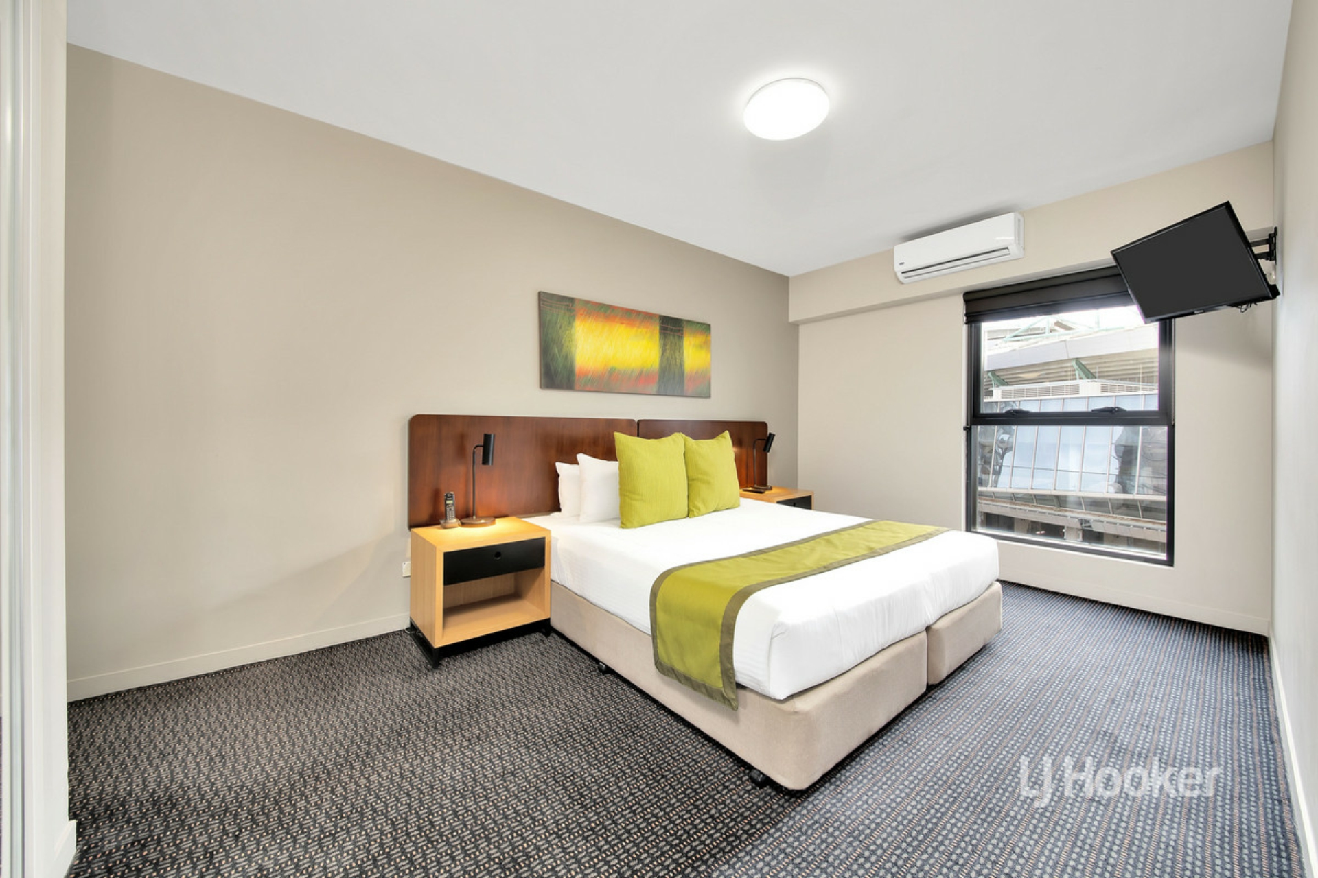 813/750 Bourke Street, DOCKLANDS
