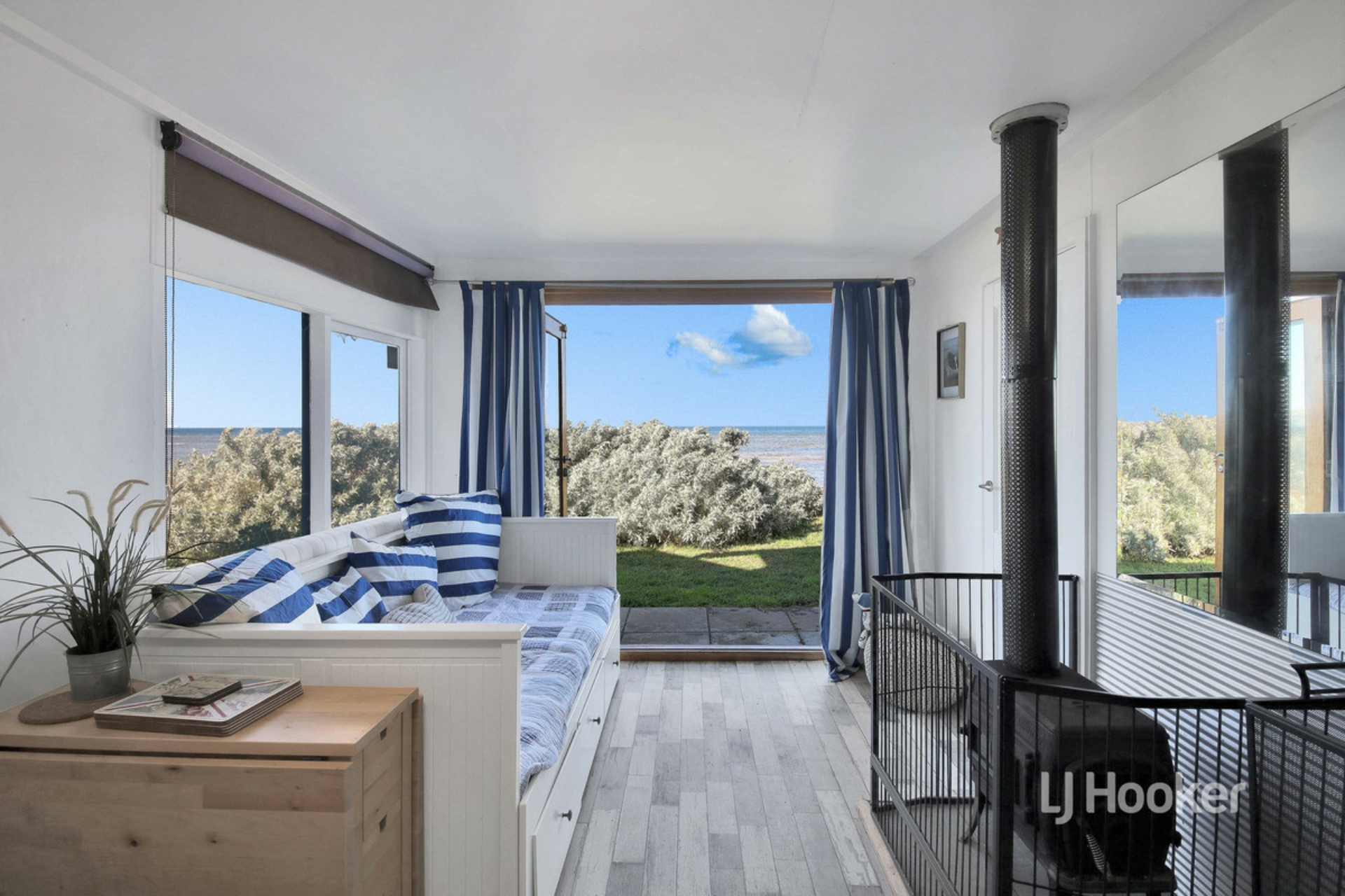 103 Campbells Cove Road Werribee South VIC Property Details LJ Hooker