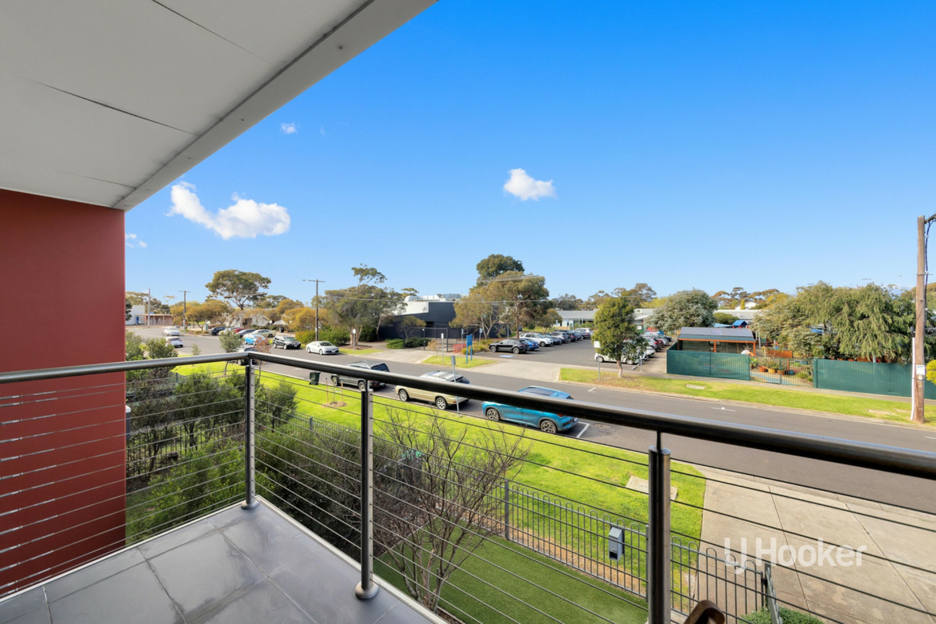 6/2 Crown Street, LAVERTON