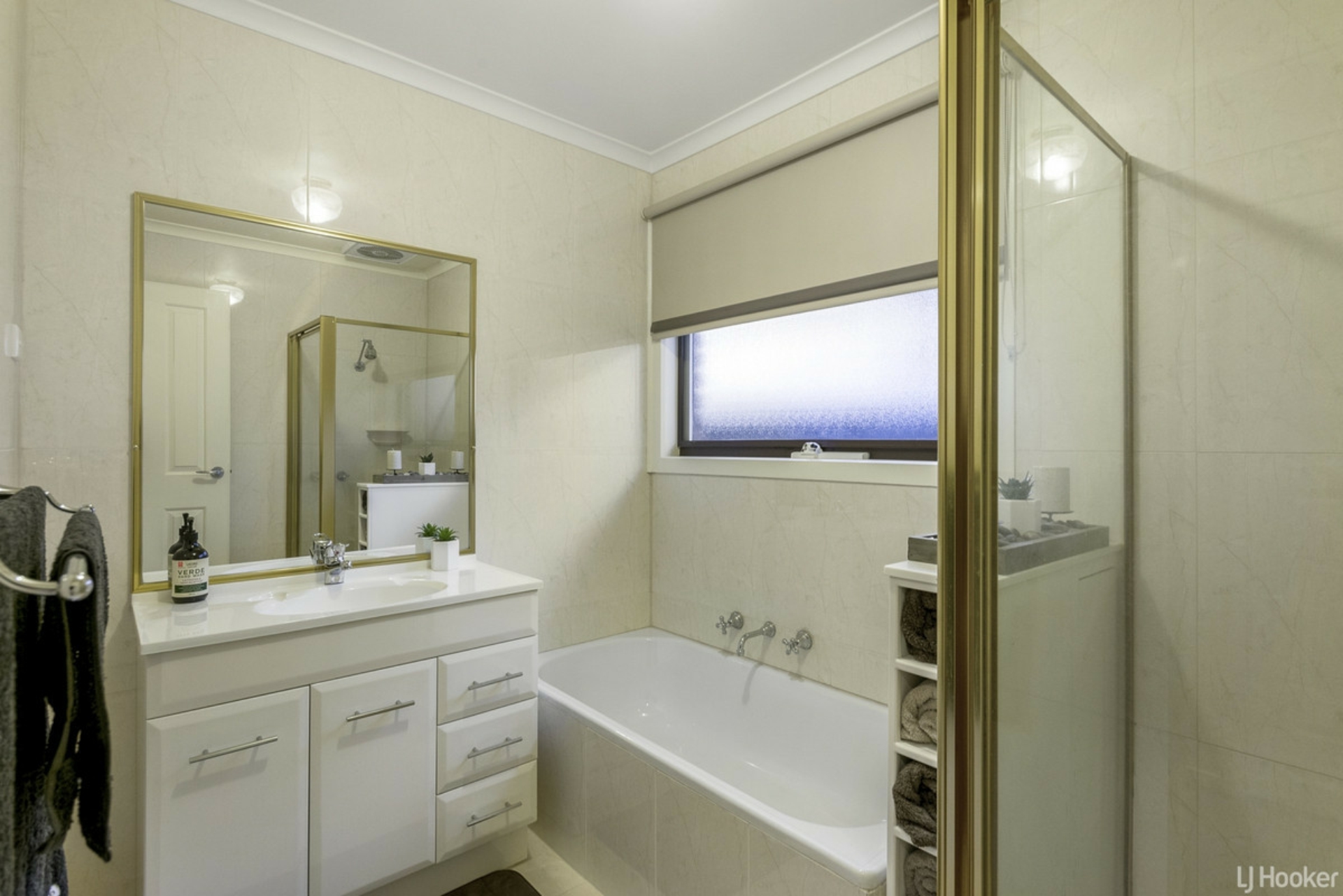 30 Central Avenue, ALTONA MEADOWS