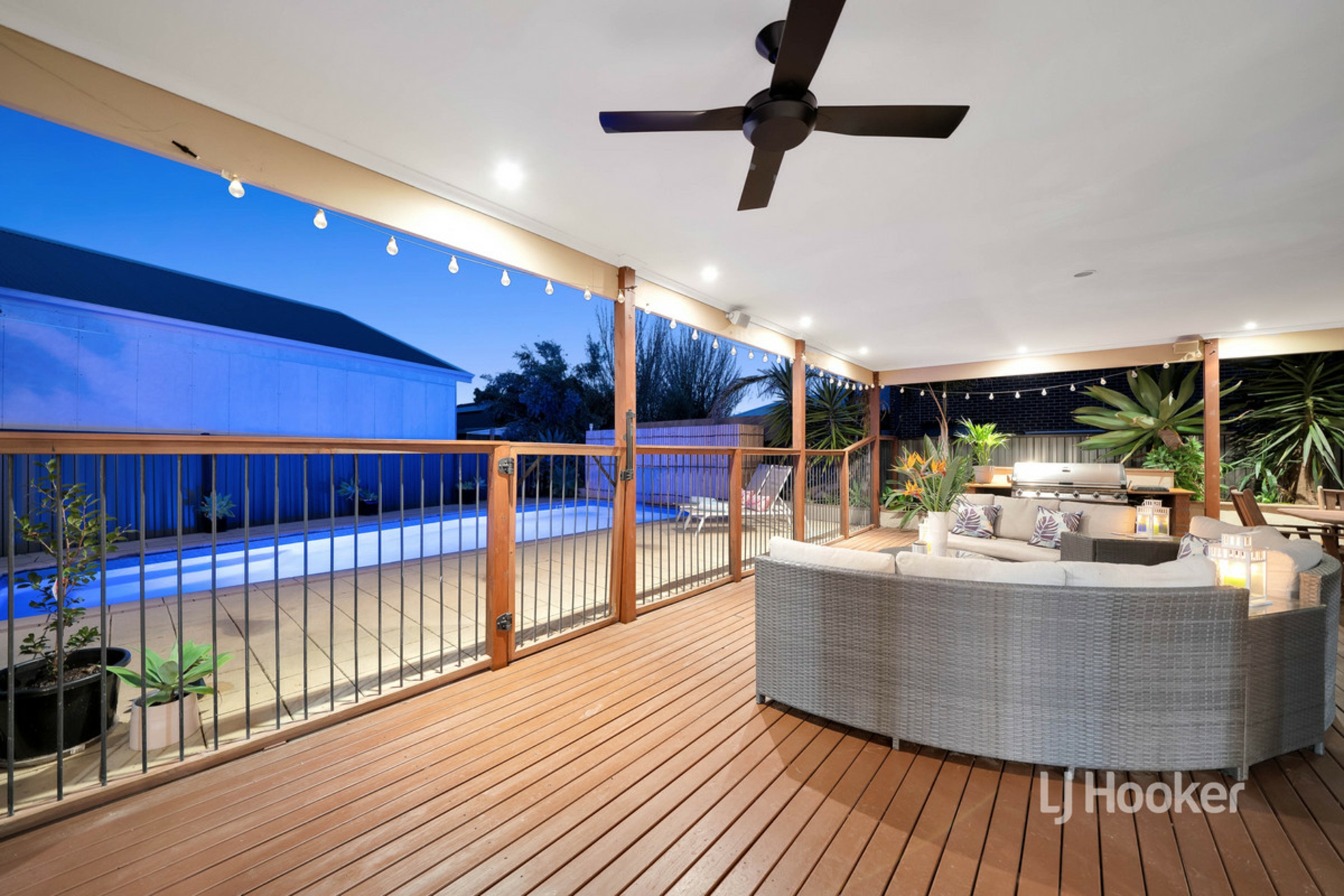 25 Peppertree Drive, POINT COOK
