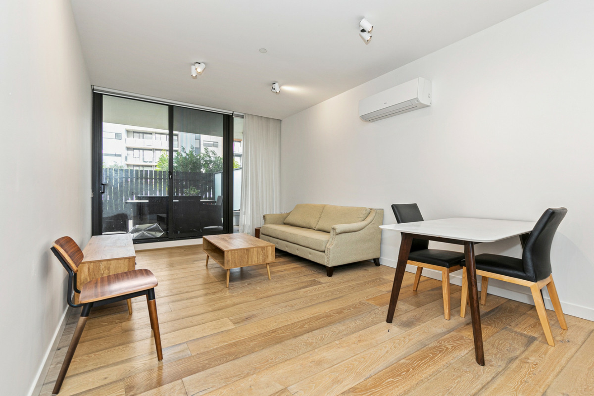 G02/33 Quay Boulevard, WERRIBEE SOUTH