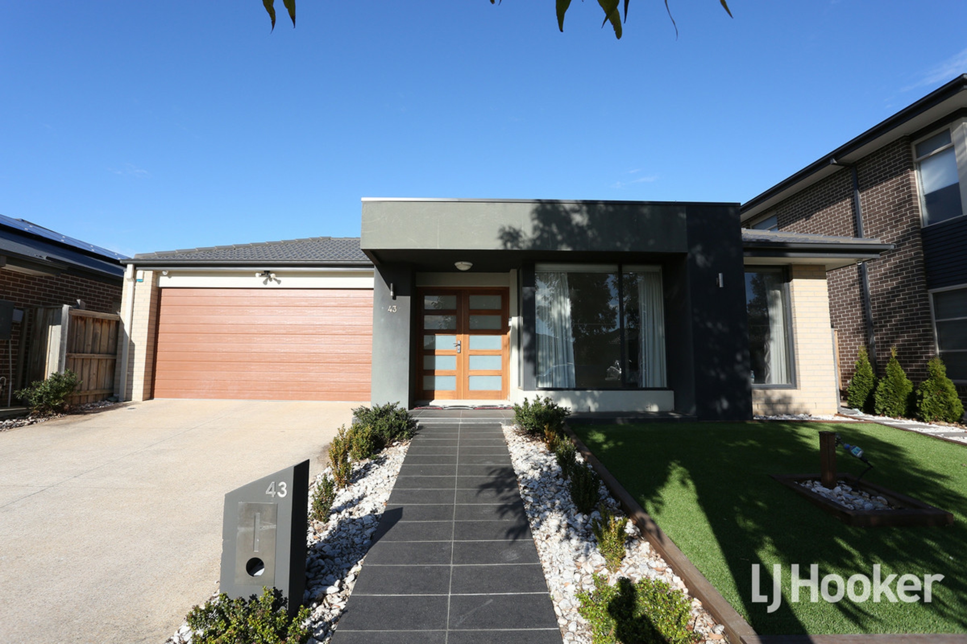 43 Hargrave Avenue, POINT COOK