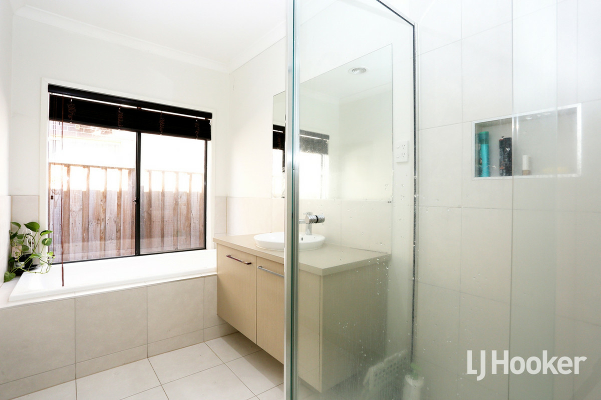 43 Hargrave Avenue, POINT COOK
