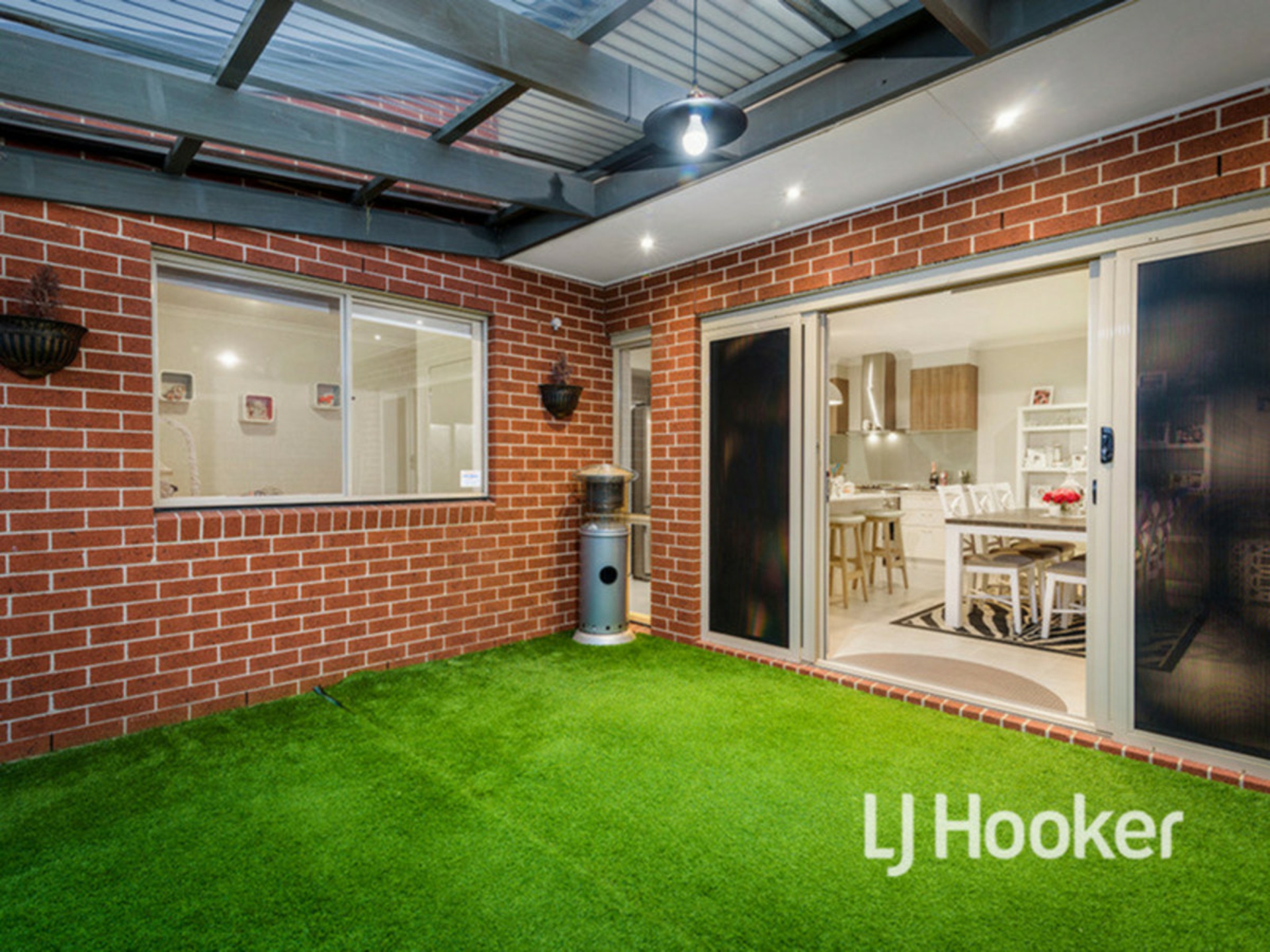 176 Saltwater Promenade, POINT COOK