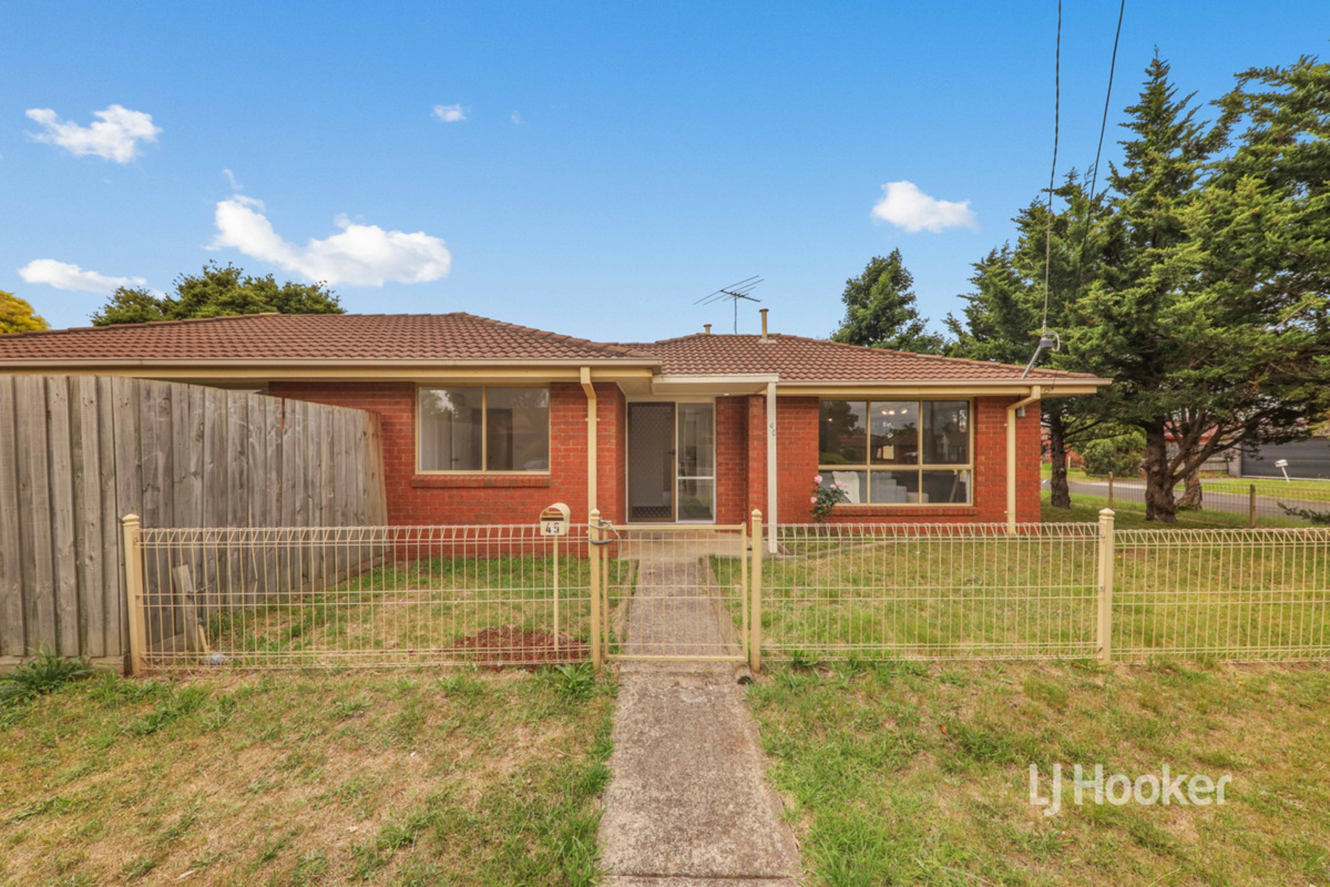 45 Bayview Crescent, HOPPERS CROSSING