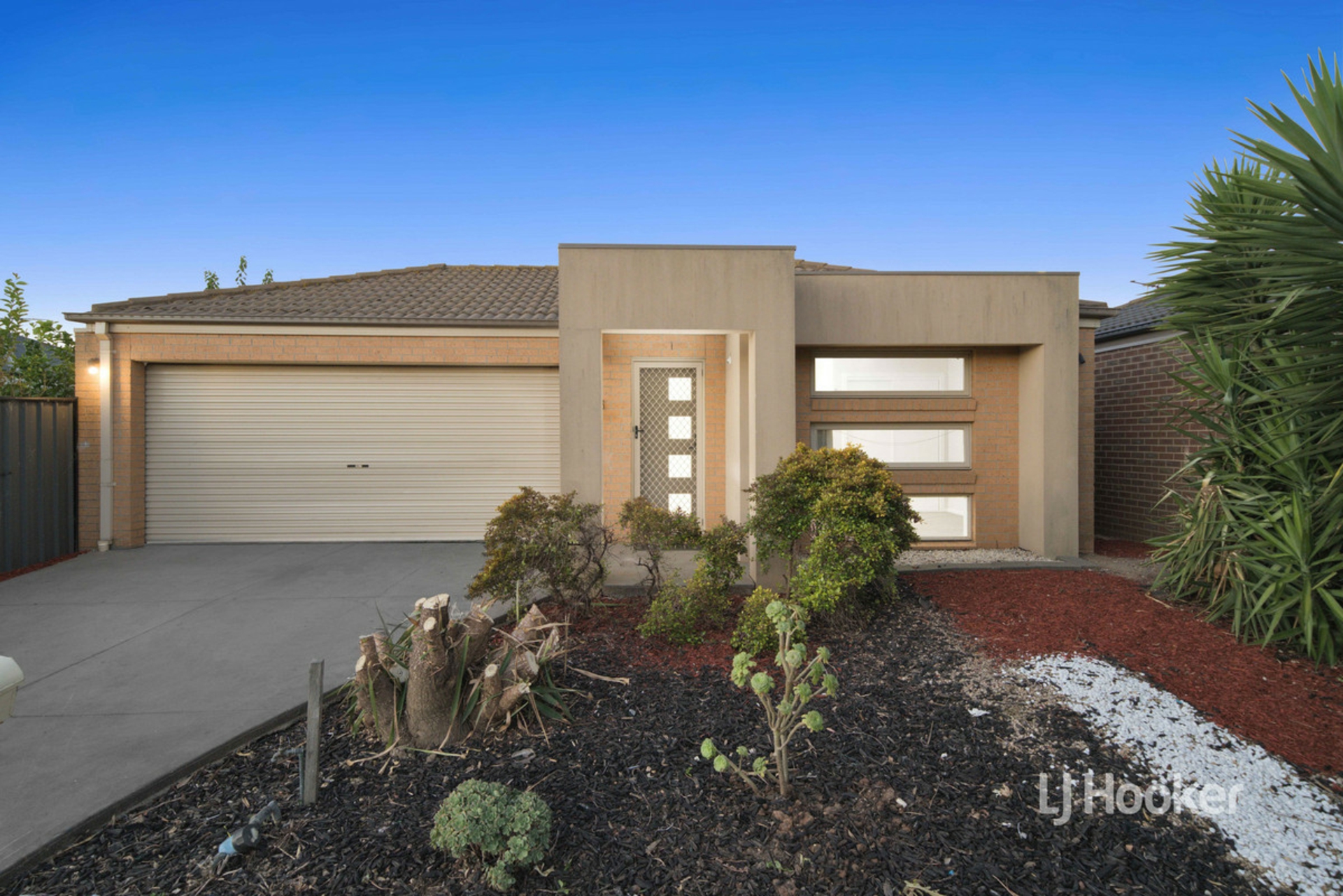 28 Blue Jay Crescent, TARNEIT