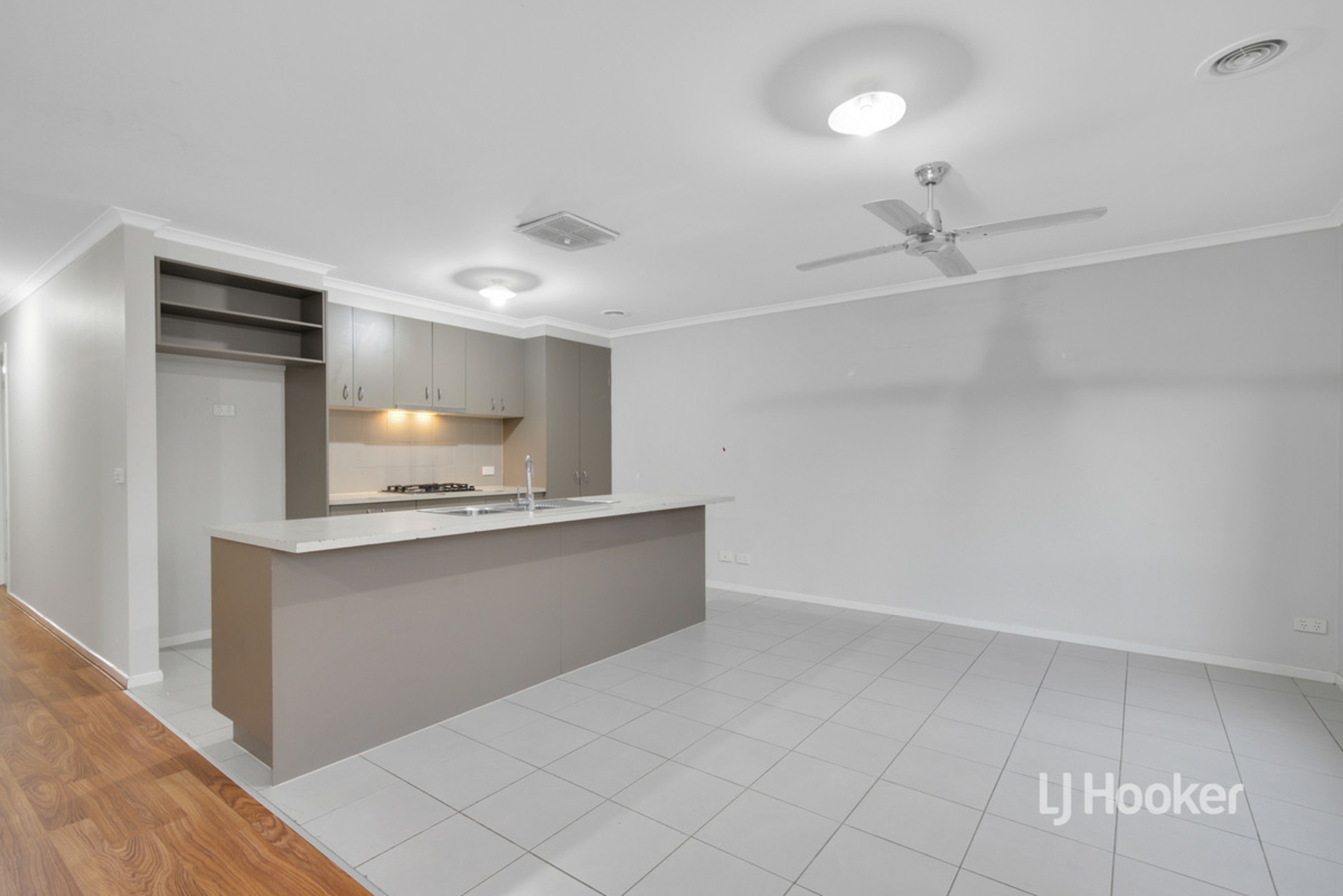 28 Blue Jay Crescent, TARNEIT