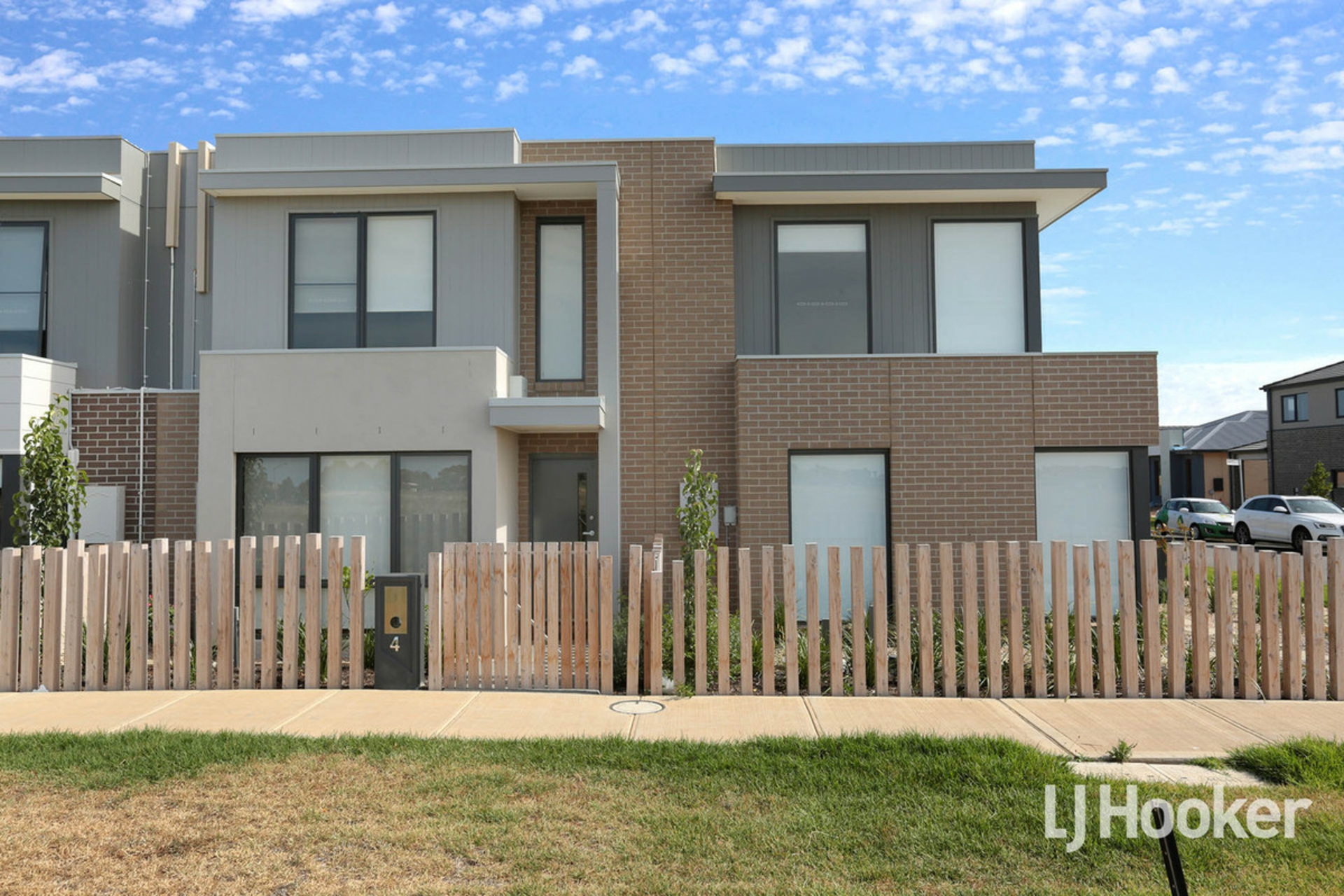 2 Sullivan Walk, POINT COOK