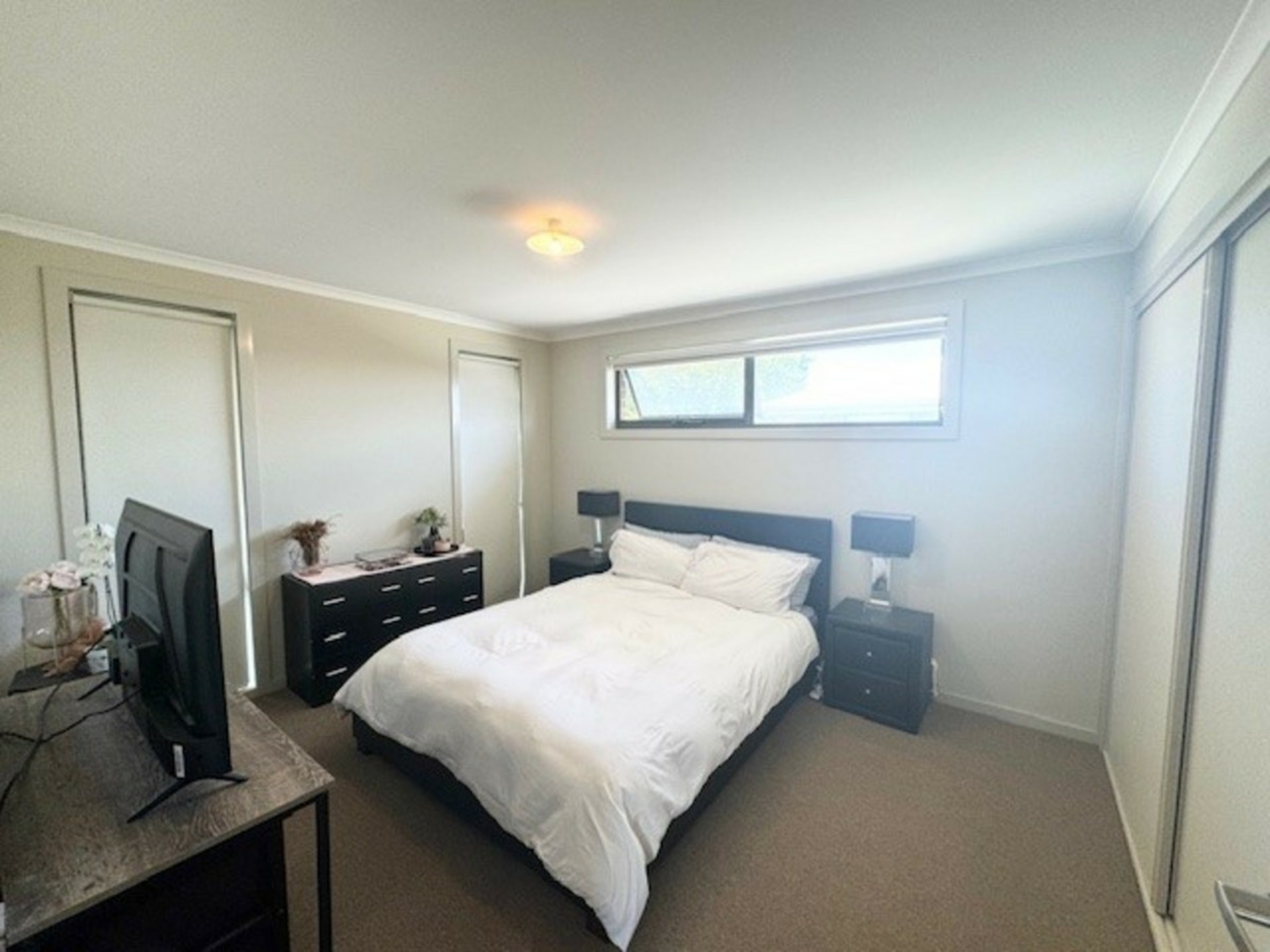 2/181 Riversdale Drive, TARNEIT