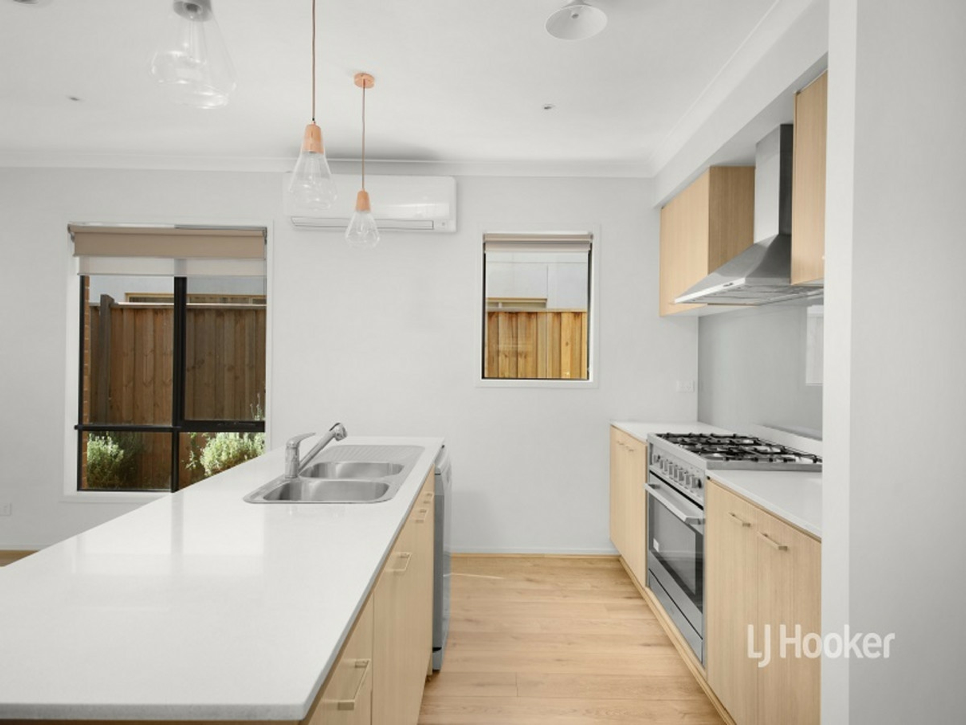 4 Flatbush Avenue, POINT COOK