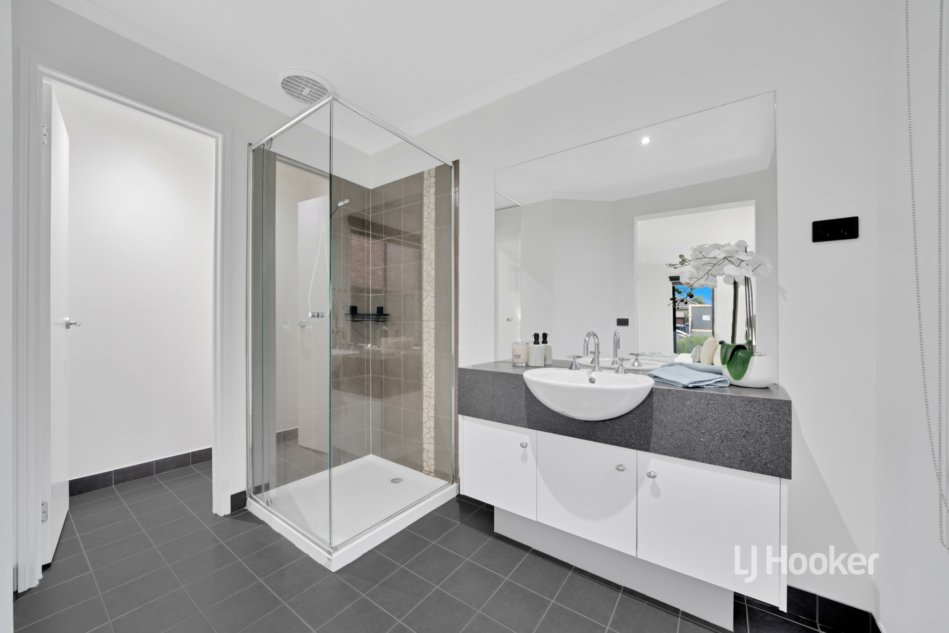 20 Juniper Avenue, POINT COOK
