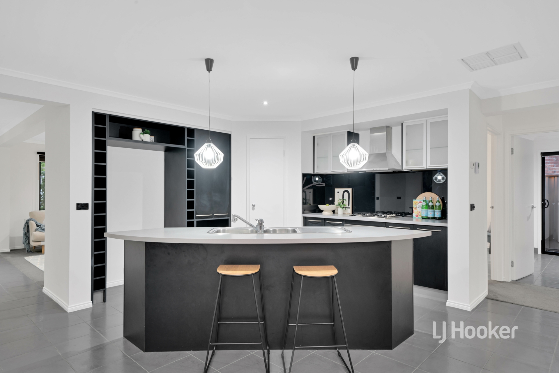 20 Juniper Avenue, POINT COOK