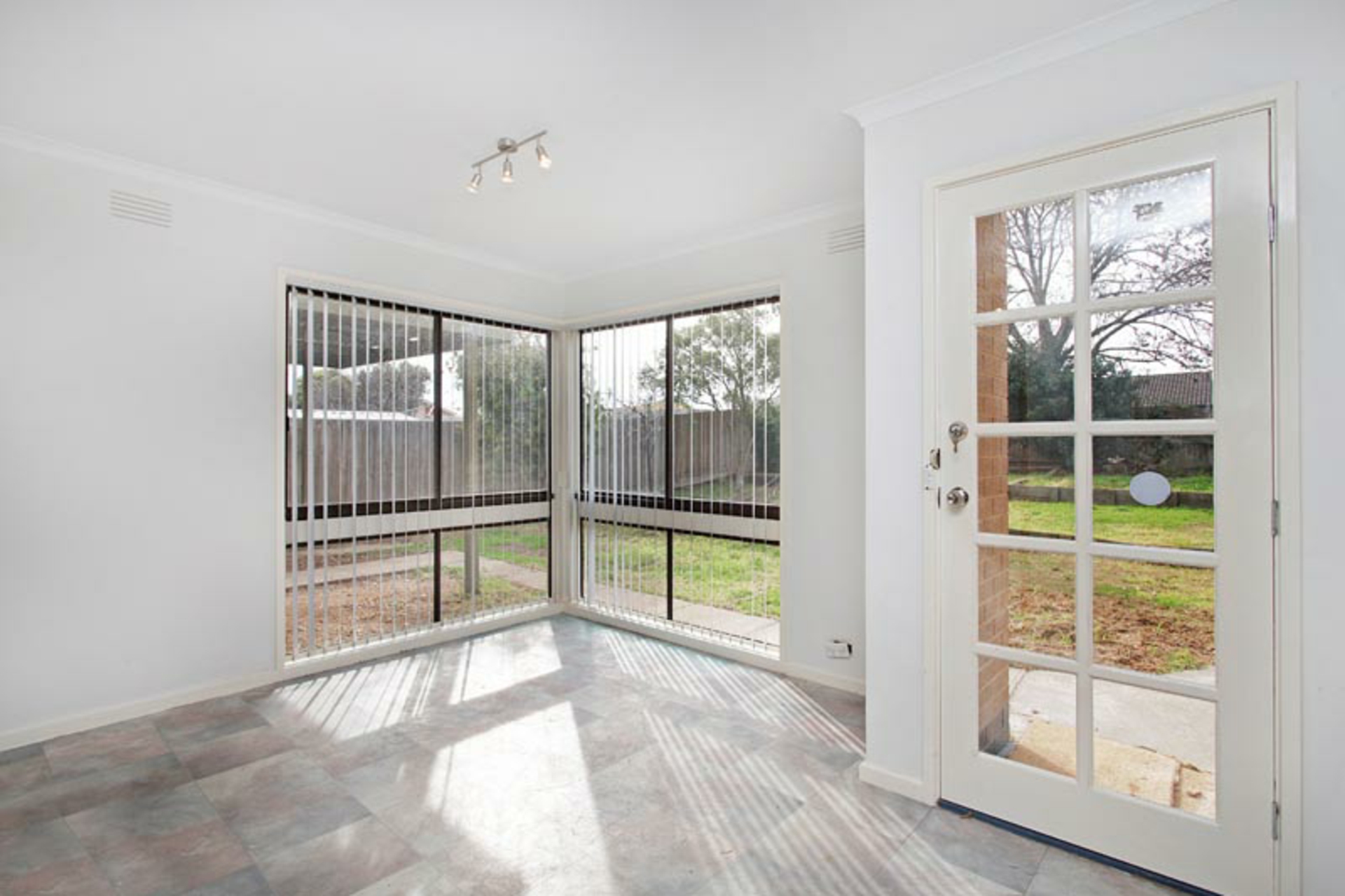 28 Rosella Avenue, WERRIBEE