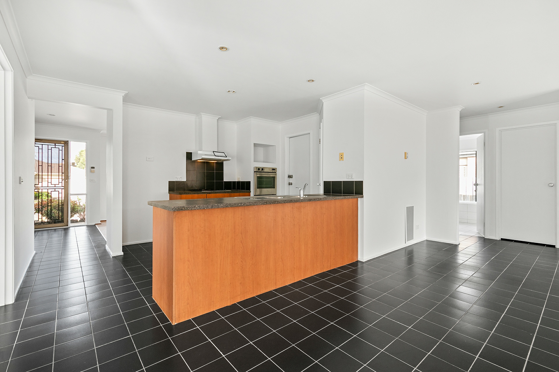 51 The Strand, POINT COOK