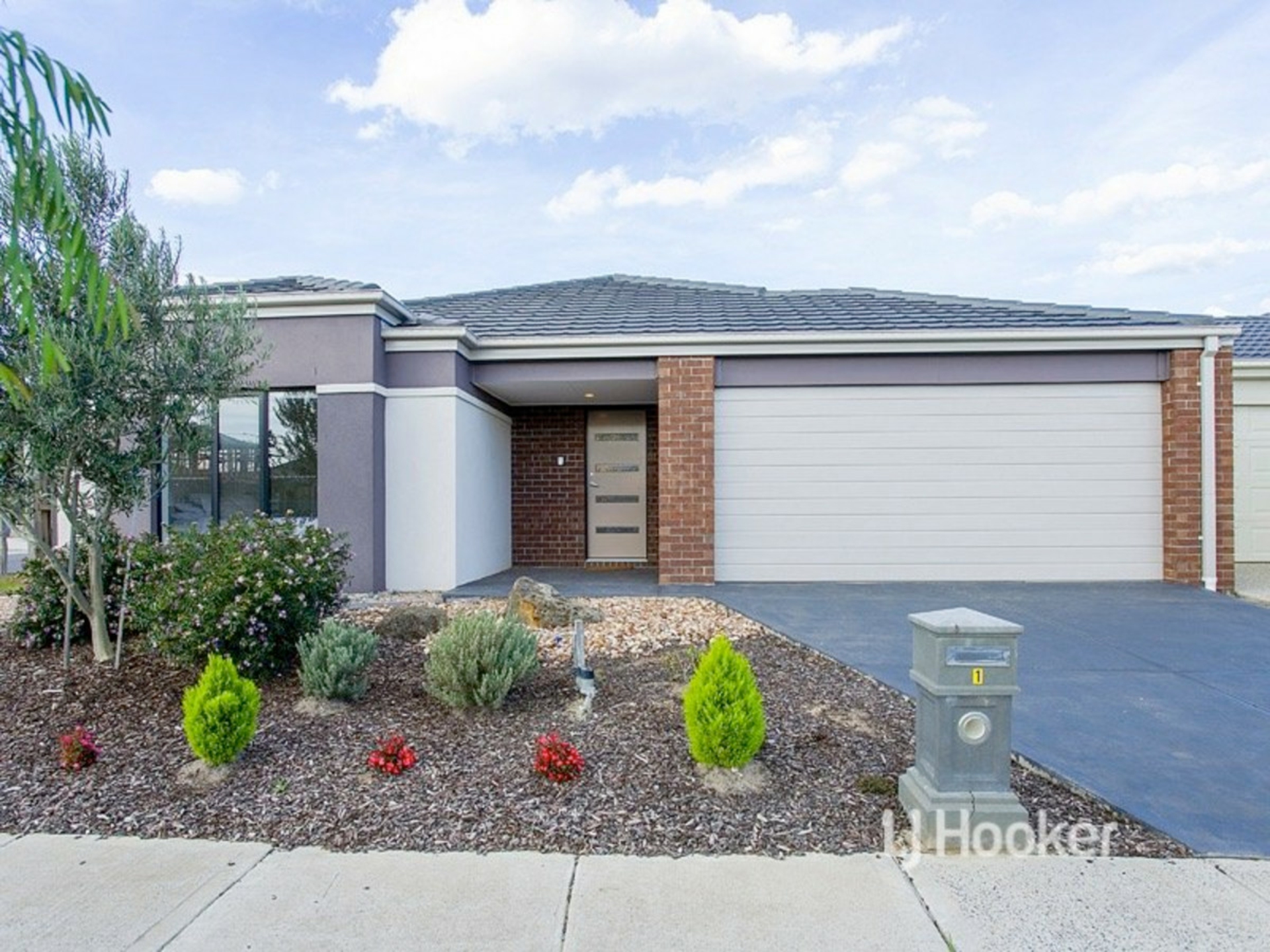 1 Lorne Way, POINT COOK