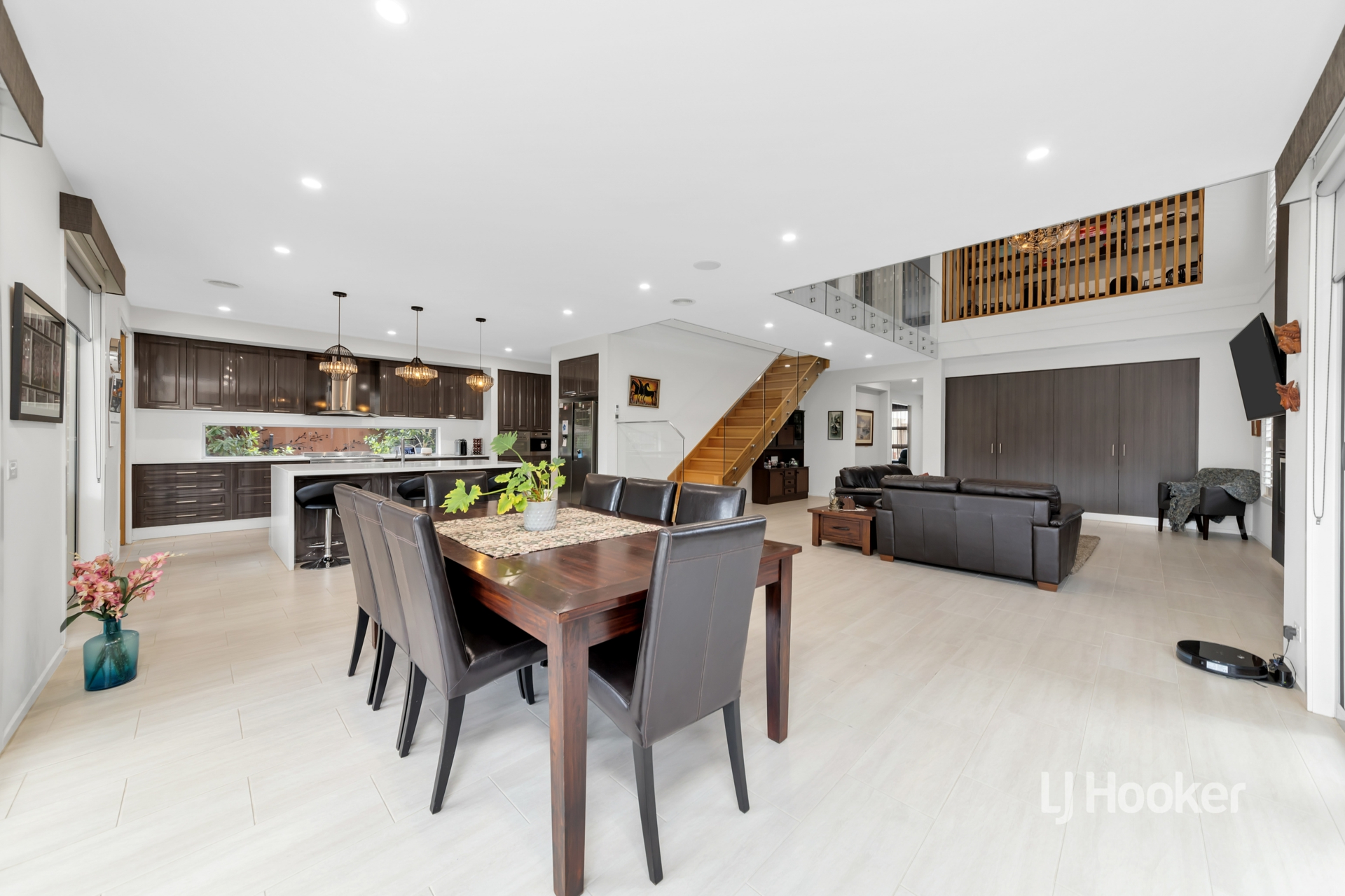 27 Liverpool Street, POINT COOK