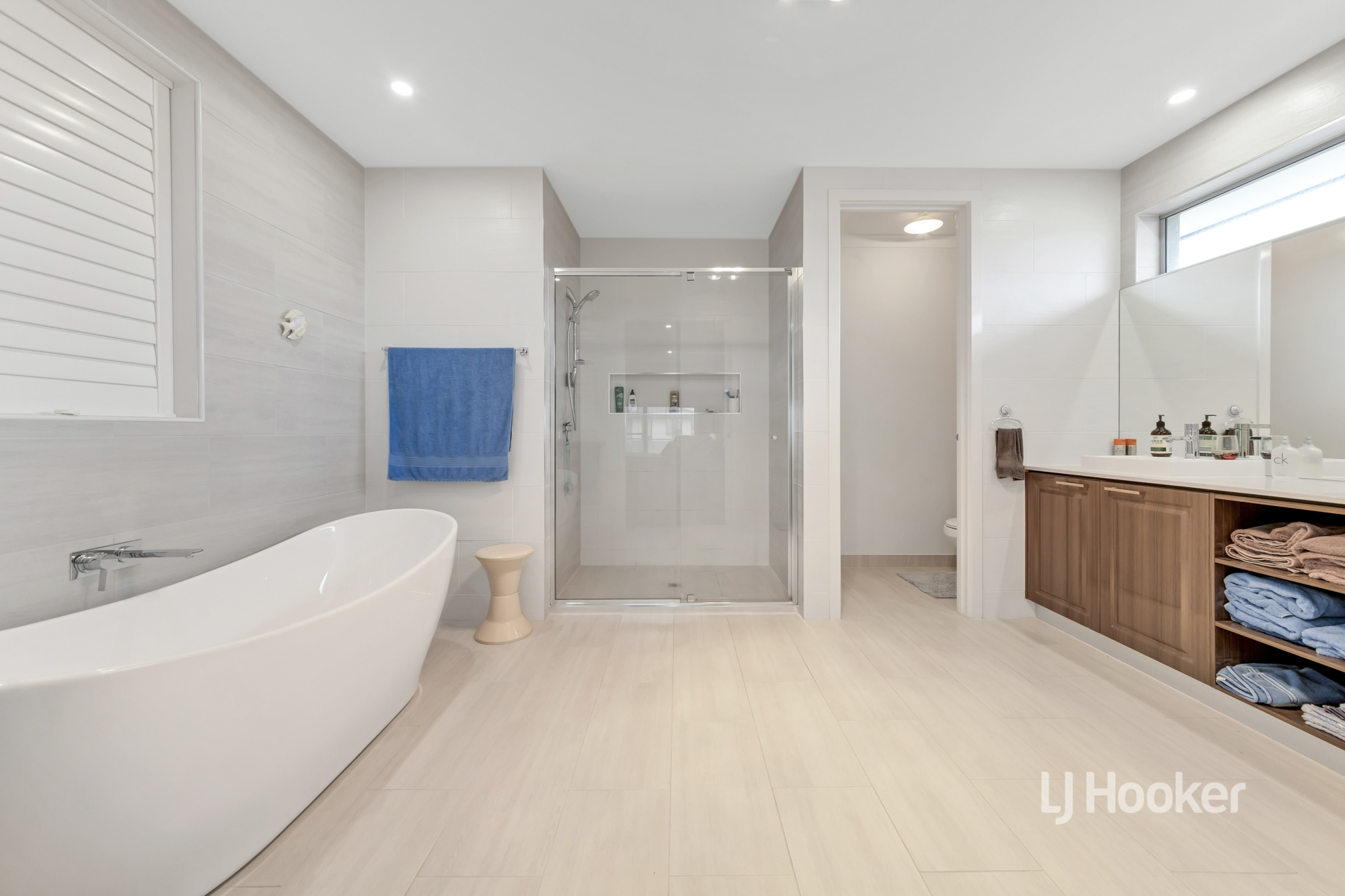 27 Liverpool Street, POINT COOK