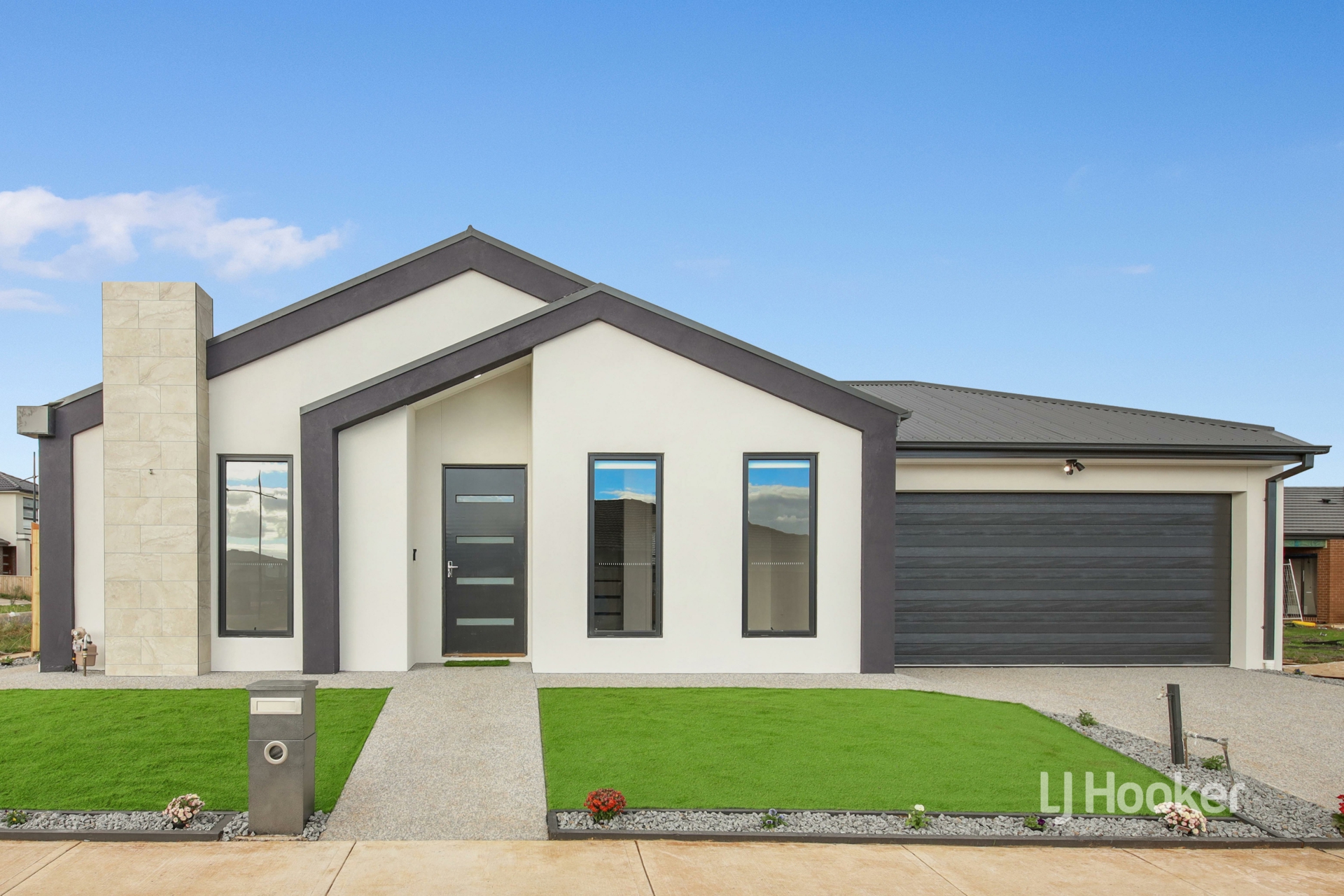 64 Krateron Street, FRASER RISE