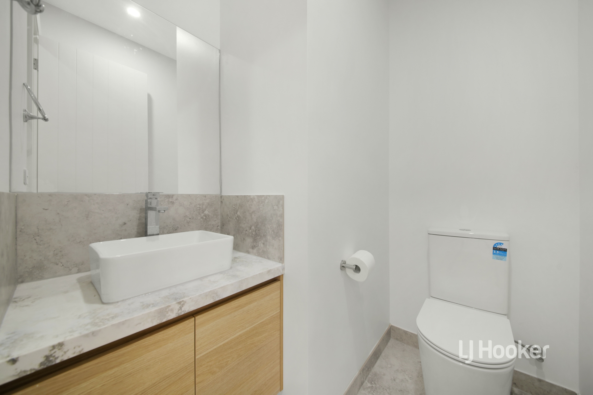 64 Krateron Street, FRASER RISE