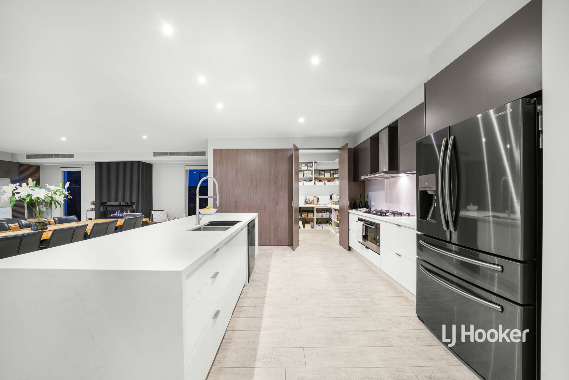 22 Maldive Grove, POINT COOK