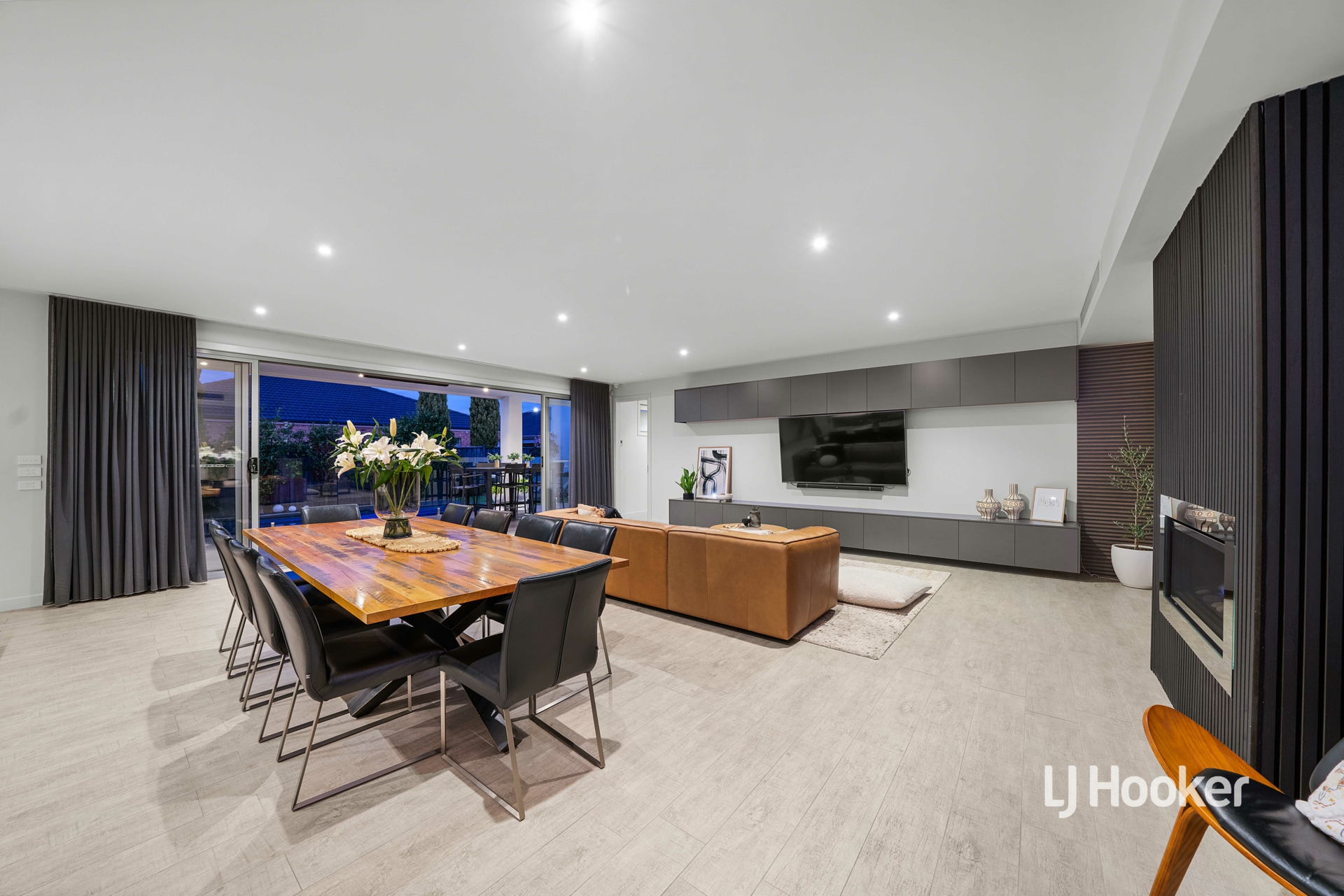 22 Maldive Grove, POINT COOK