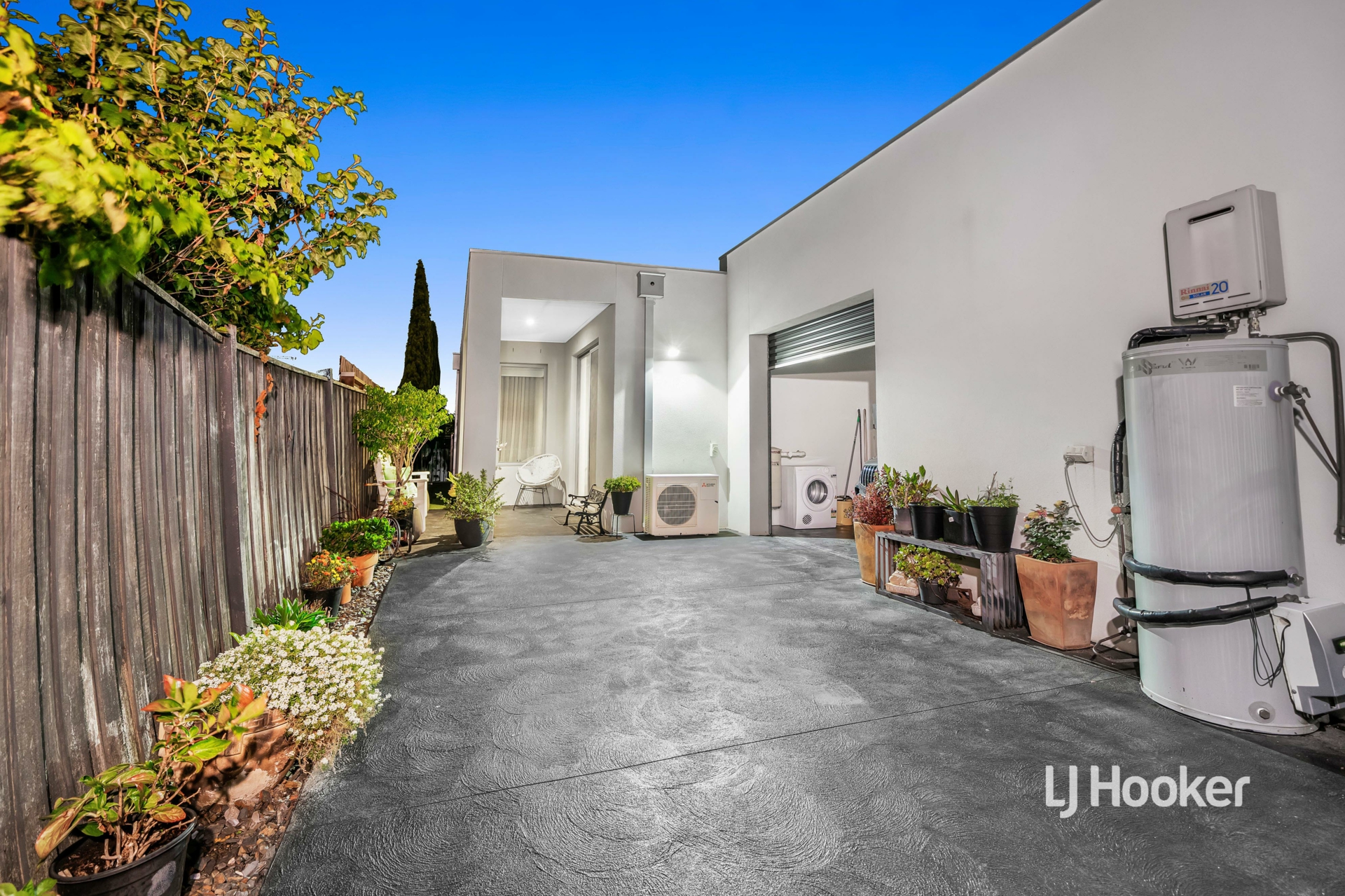 22 Maldive Grove, POINT COOK