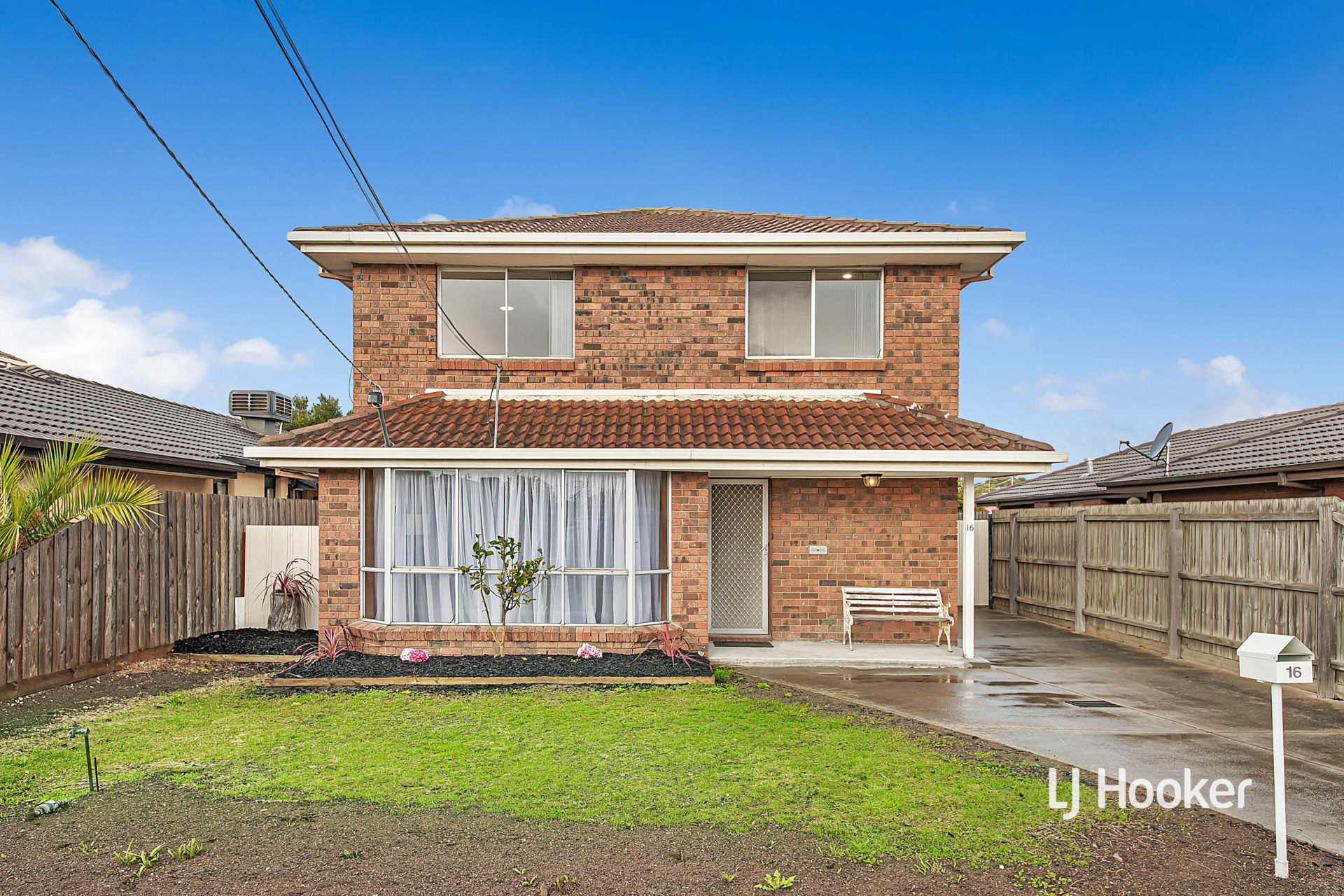 16 Devenport Court, ALTONA MEADOWS