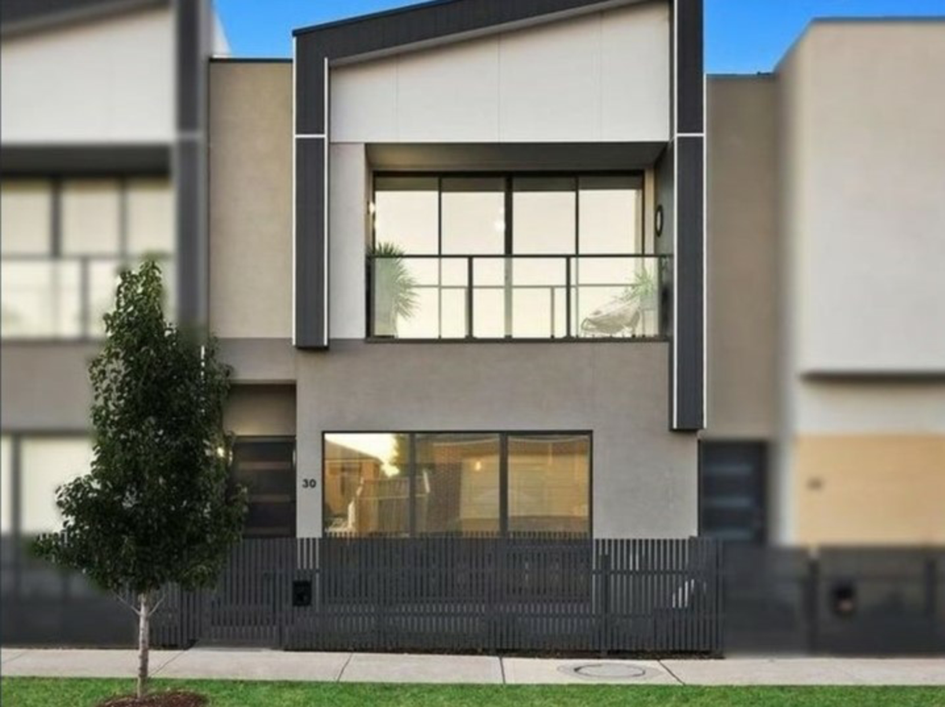 30 Paradise Parade, POINT COOK