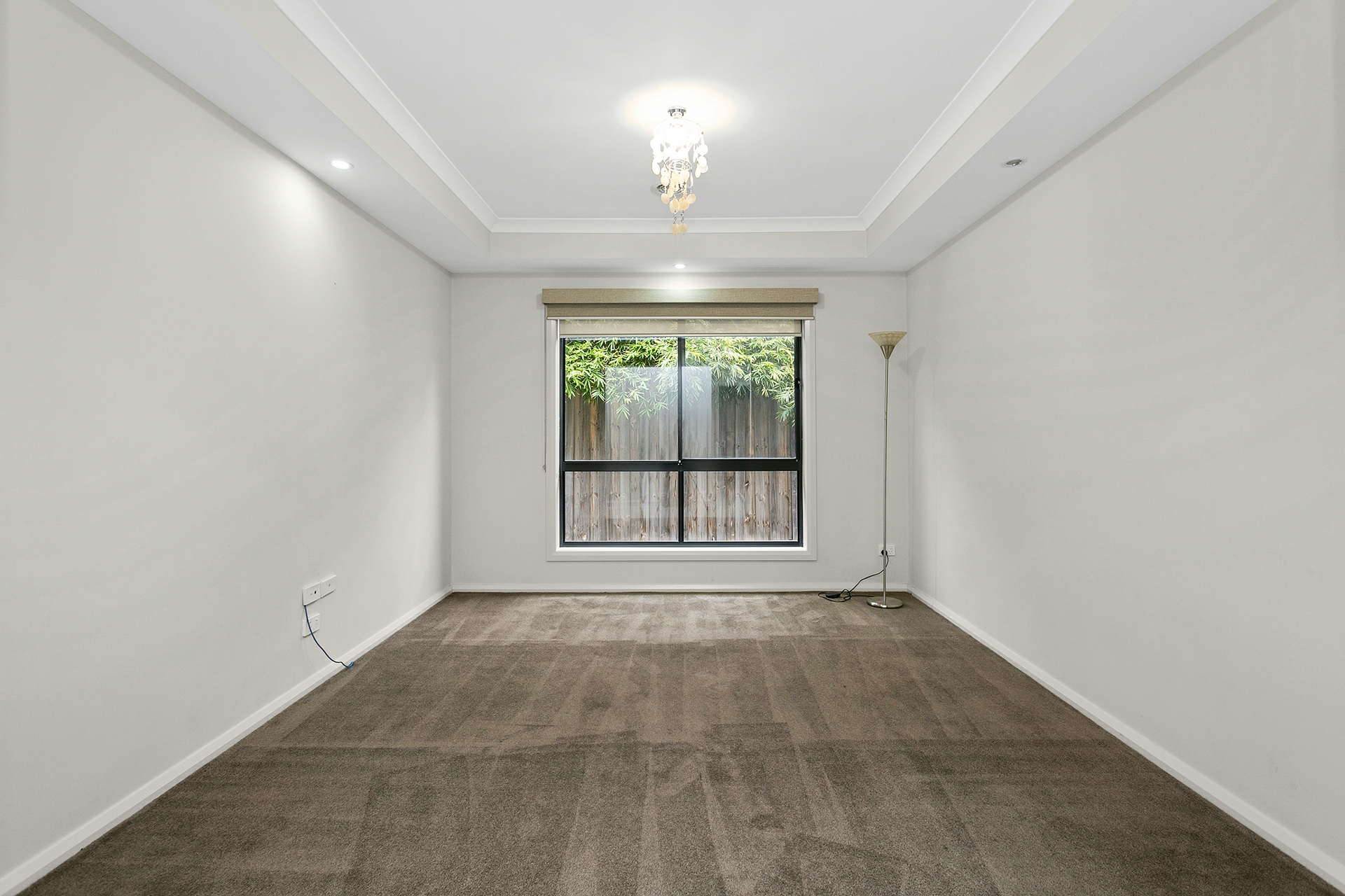 73 Kingsford Drive, POINT COOK