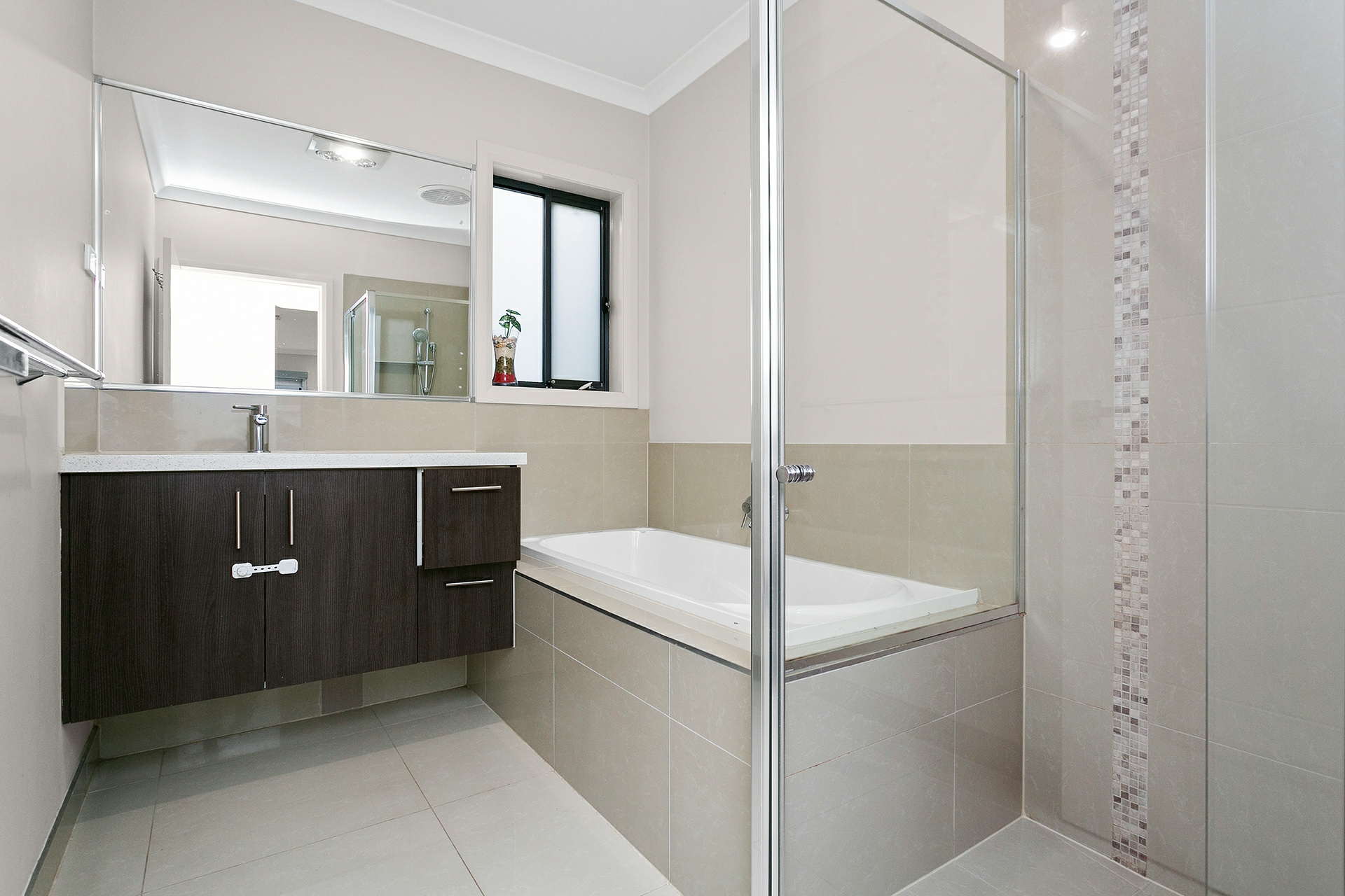 73 Kingsford Drive, POINT COOK