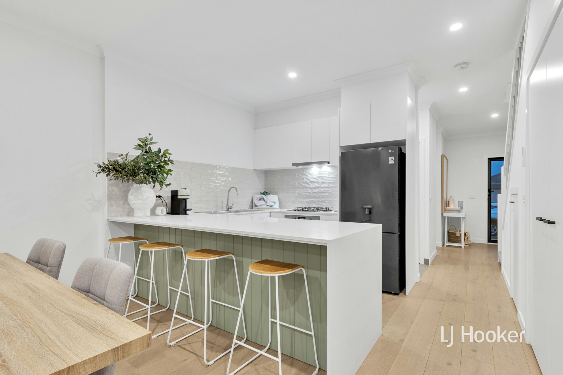 299 Waterhaven Boulevard, POINT COOK