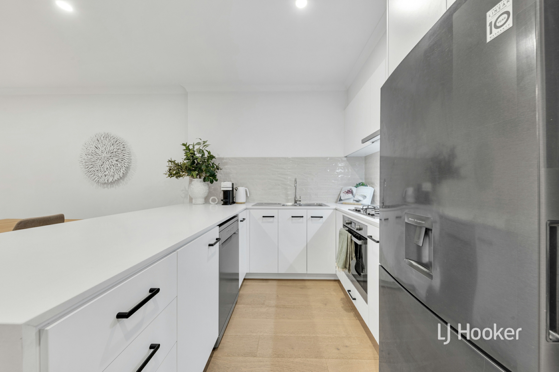 299 Waterhaven Boulevard, POINT COOK