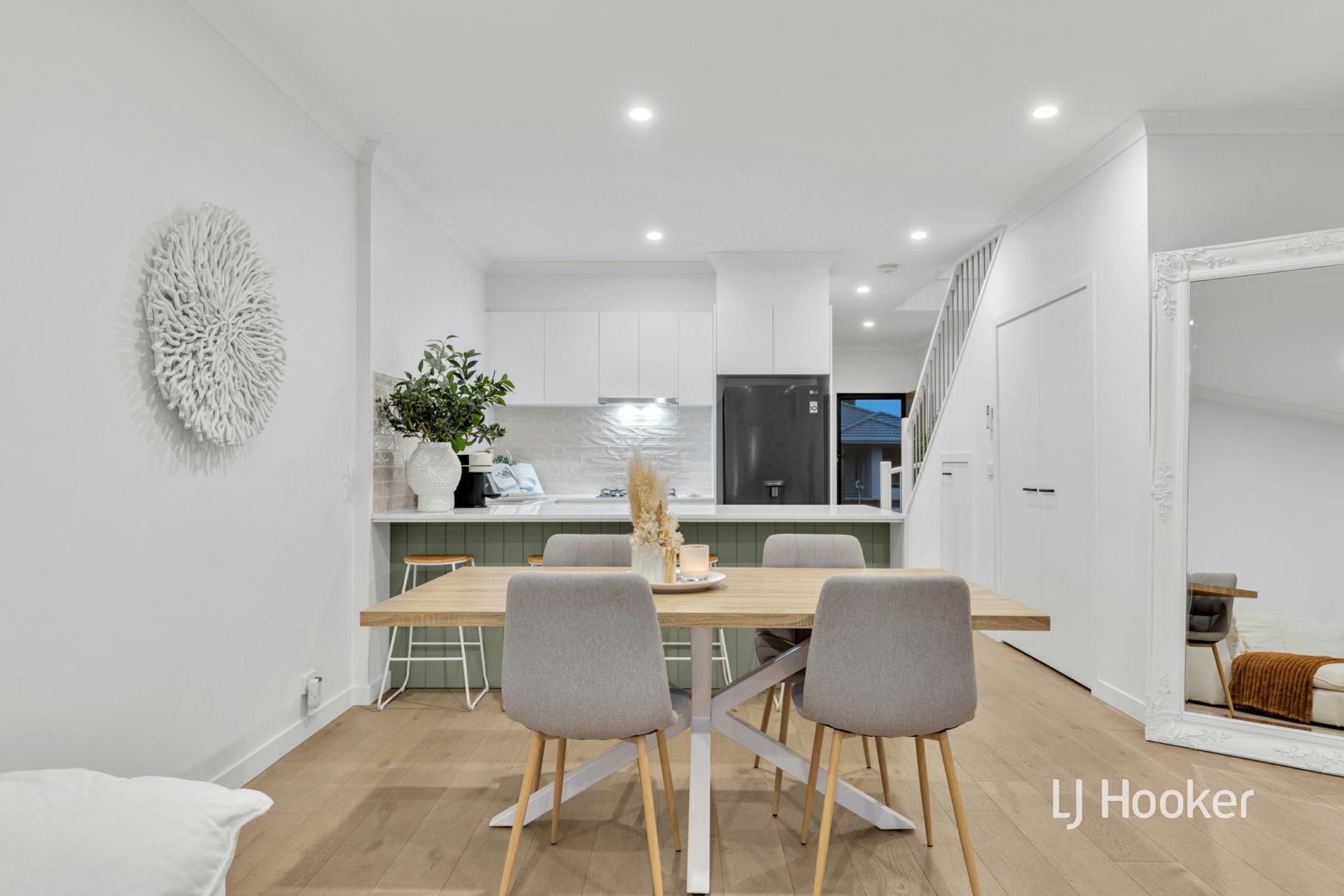 299 Waterhaven Boulevard, POINT COOK