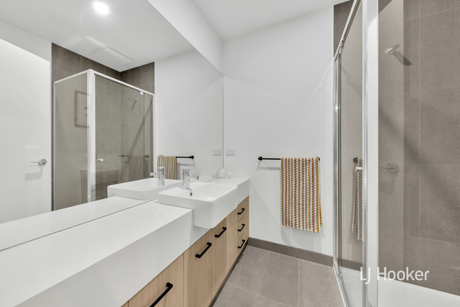 299 Waterhaven Boulevard, POINT COOK