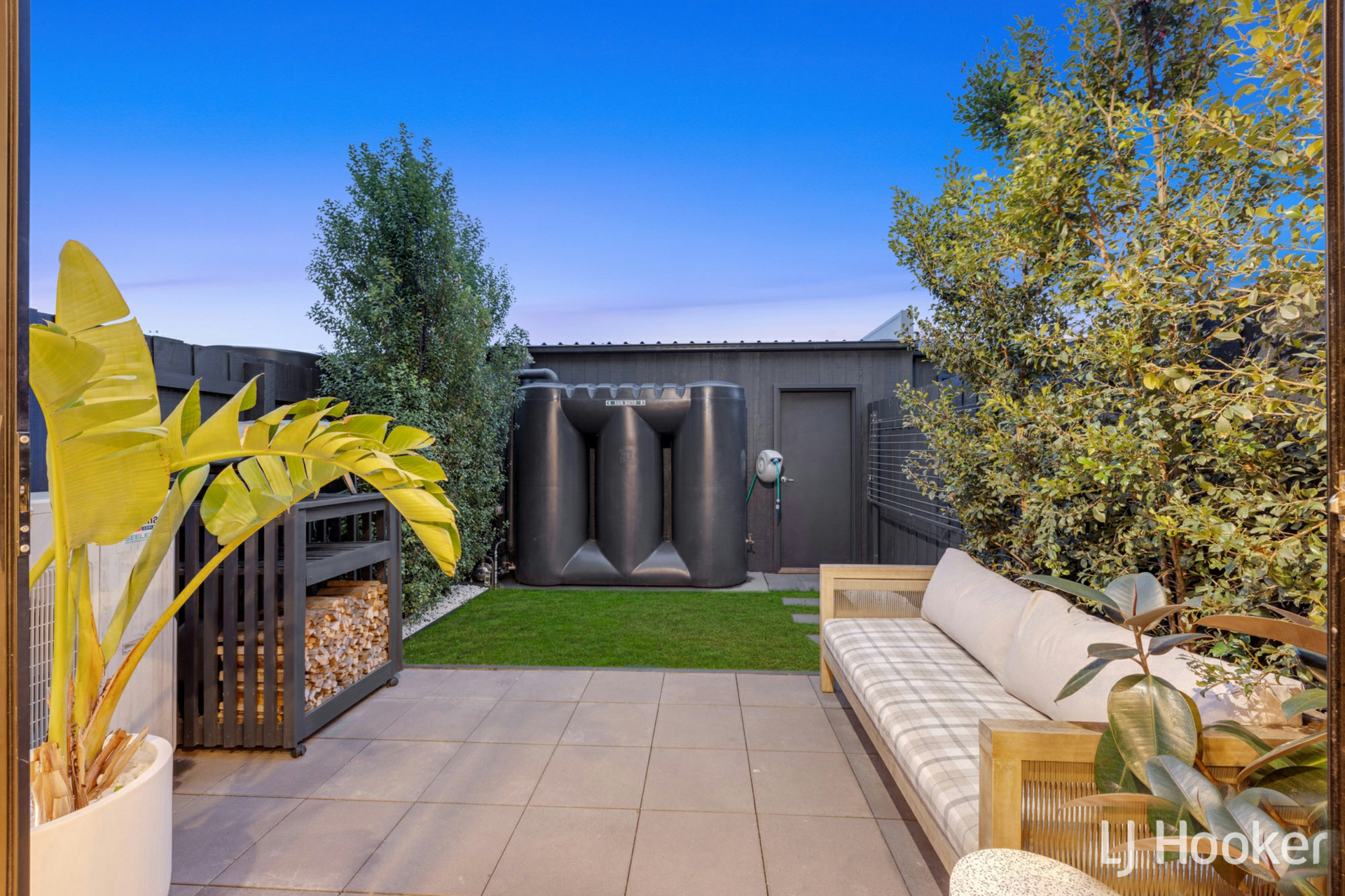 299 Waterhaven Boulevard, POINT COOK